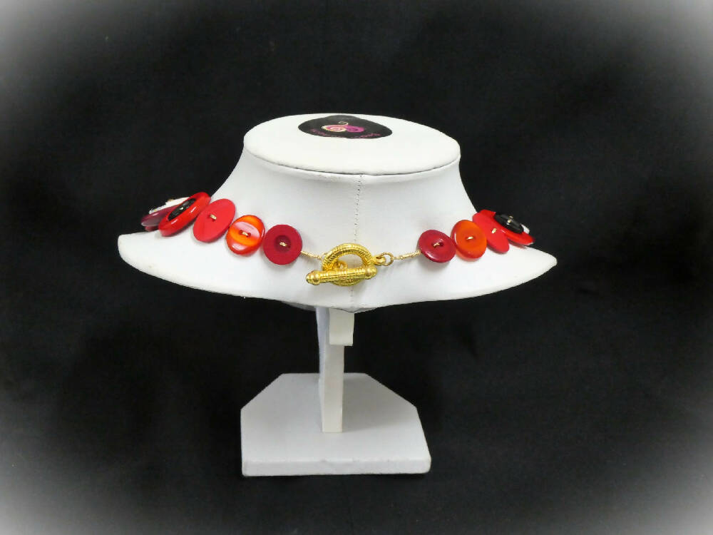 Red button necklace - Flower Power