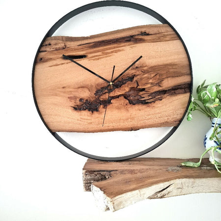 Stunning Wall Clock,47cm Diameter, Made in Rockingham from local Marri Timber, Perfect wedding gift , hanging art feature, Fifth Wedding Anniversary present