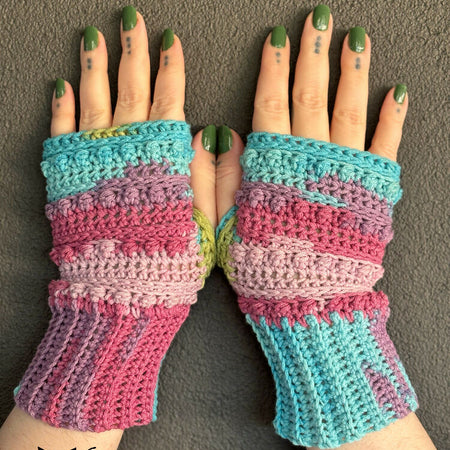 Spring Berry Fingerless Gloves Crochet Pattern