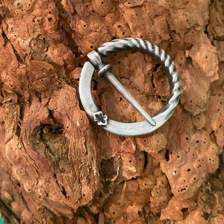 Sterling Silver Twisted Ring Brooch