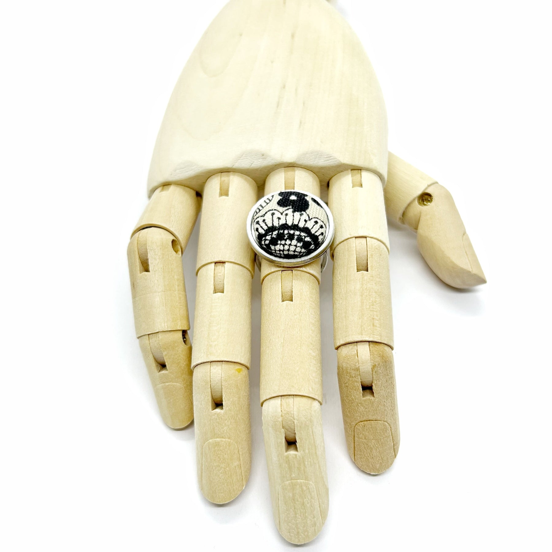 Kimono Ring - Adjustable Black and Cream
