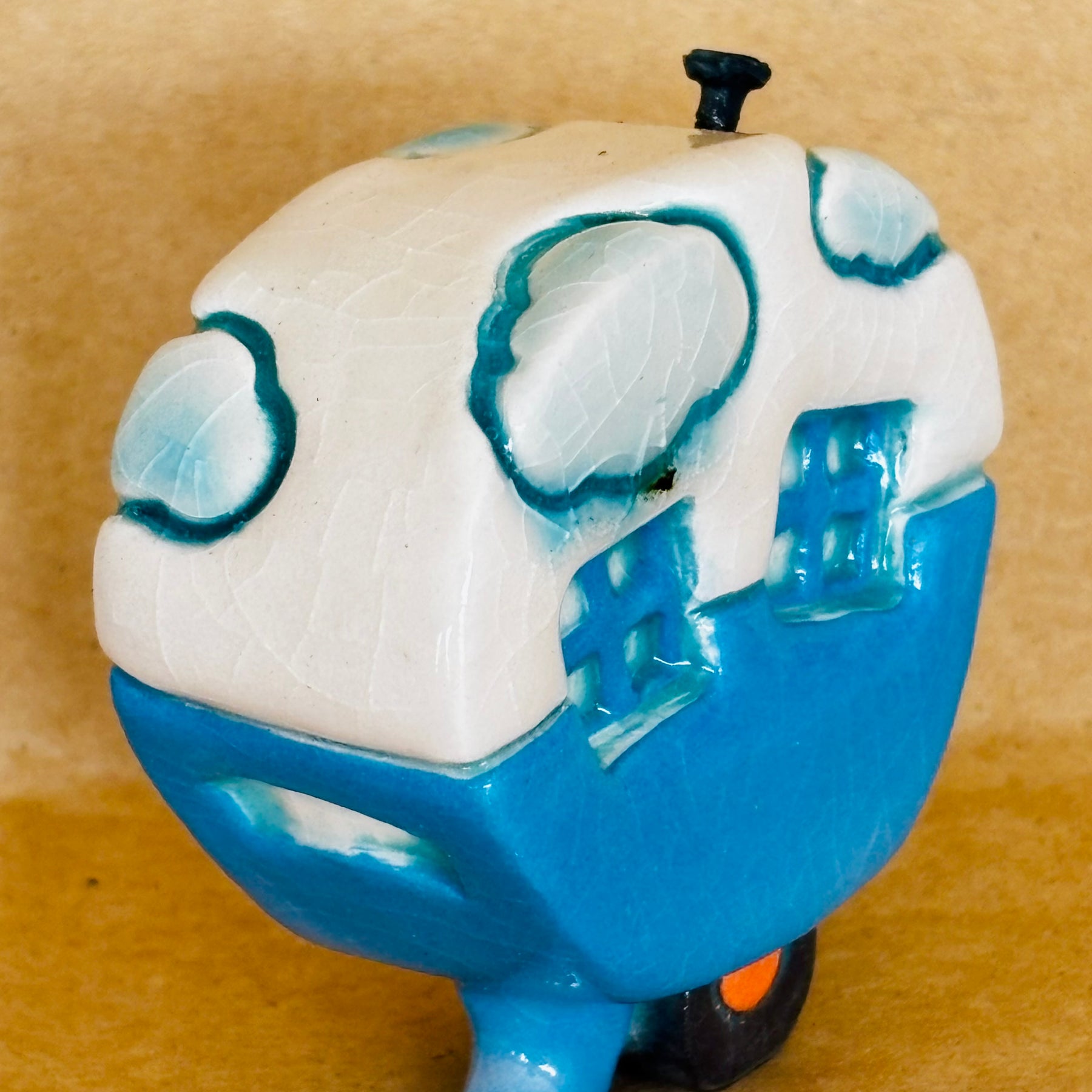 Small Retro Collectable Ceramic Caravan 9