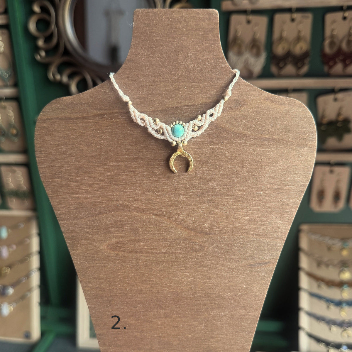 Macrame Collier with gemstone bead and brass charm - several choices