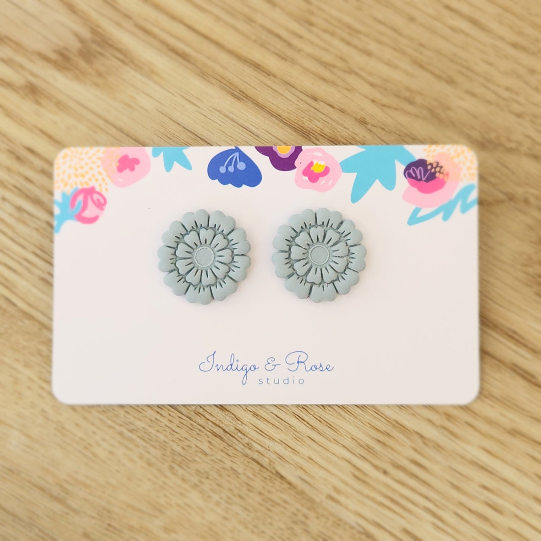 Lucy Studs (various colours)