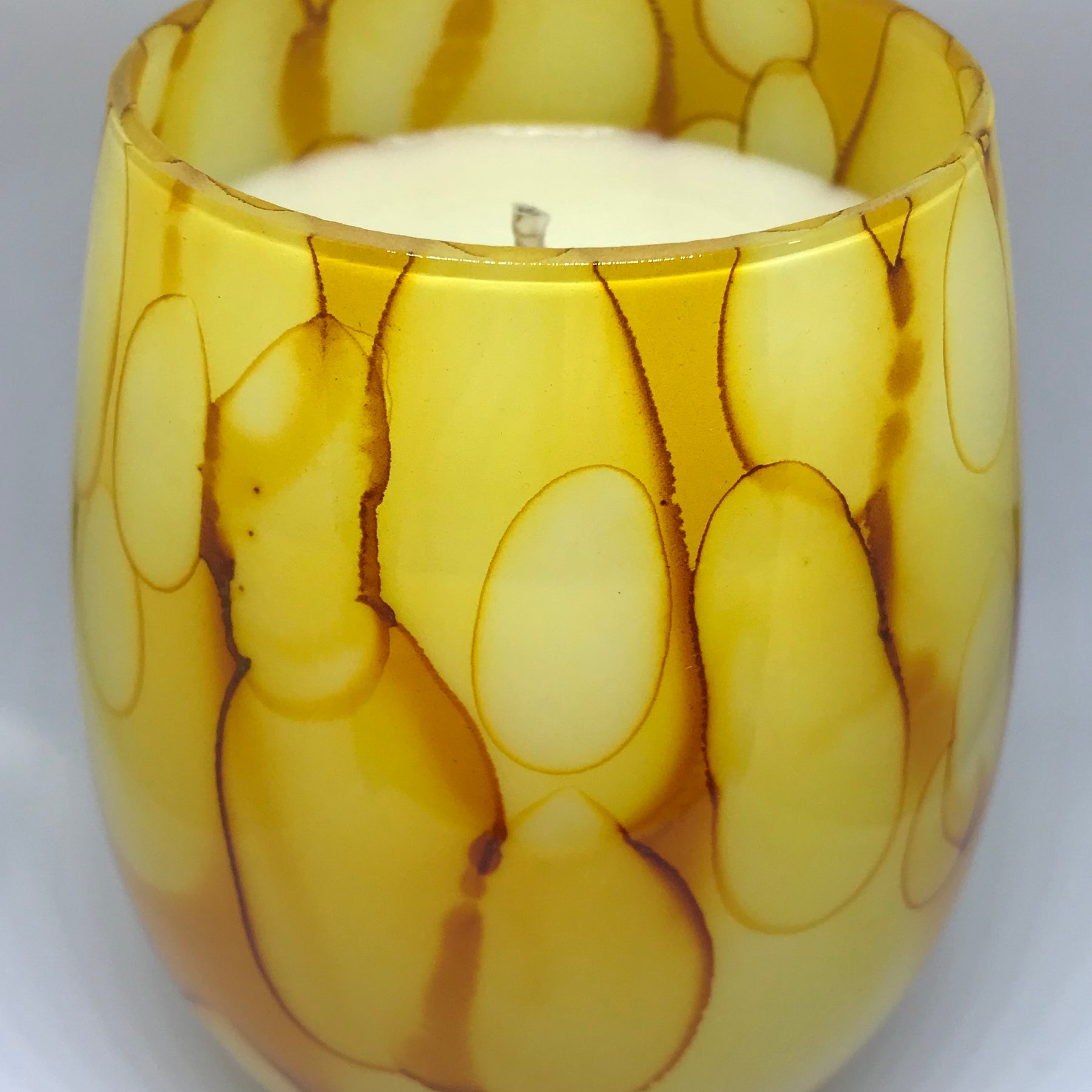 Yellow Tie Dye Glass with Egyptian Musk Fragrance