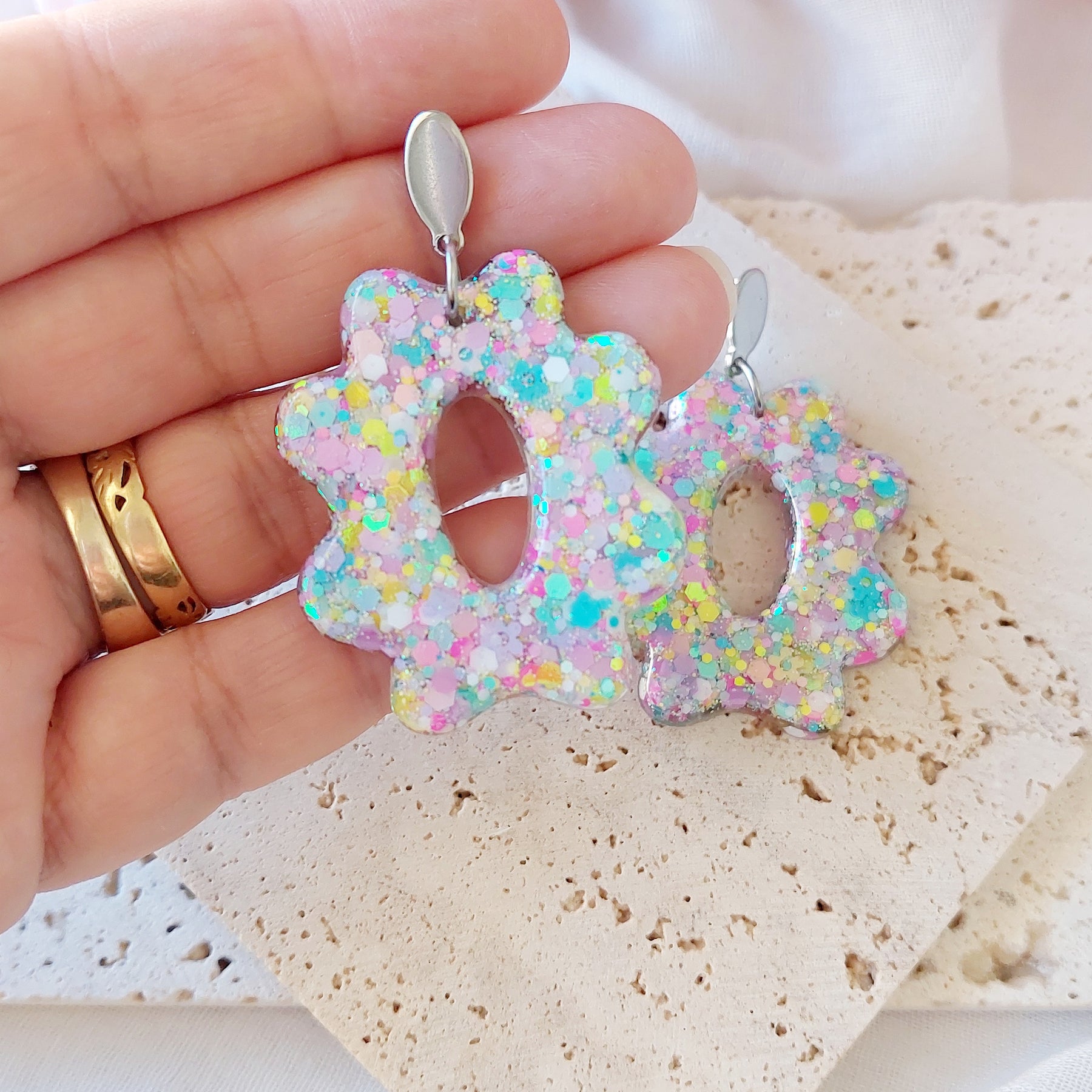 Large Resin Glitter Flower Dangle Earrings