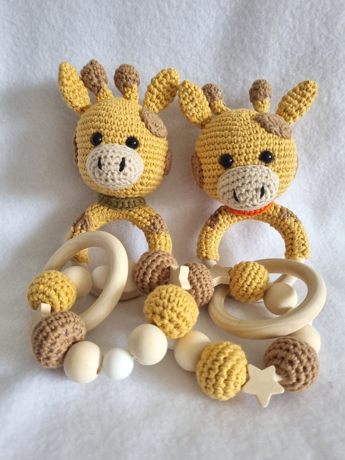 Handmade – Rattle & Sensory Bracelet toy – 7 designs – 100% Organic Cotton - BB06