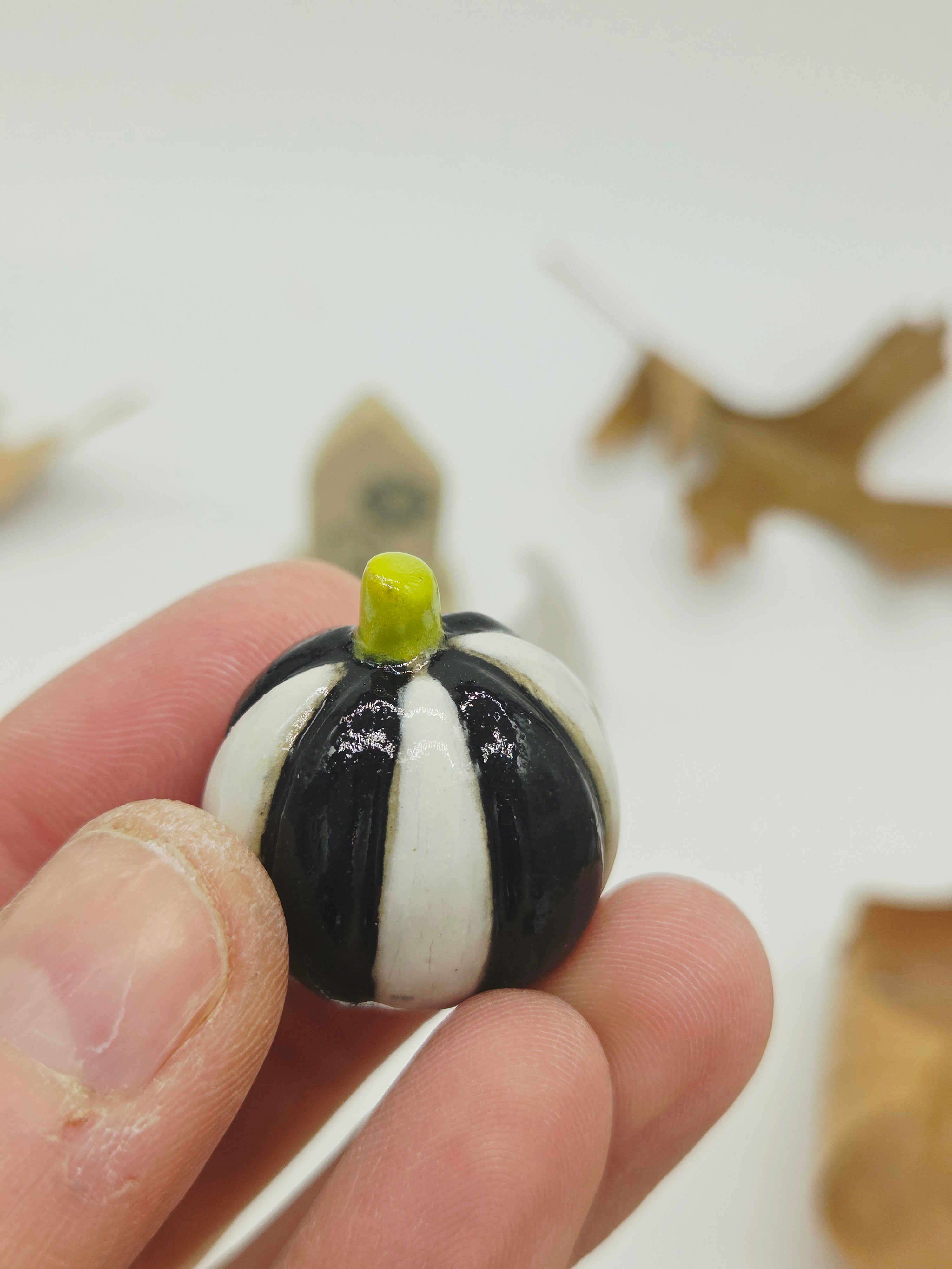 Tiny Ceramic Spooky Set 2