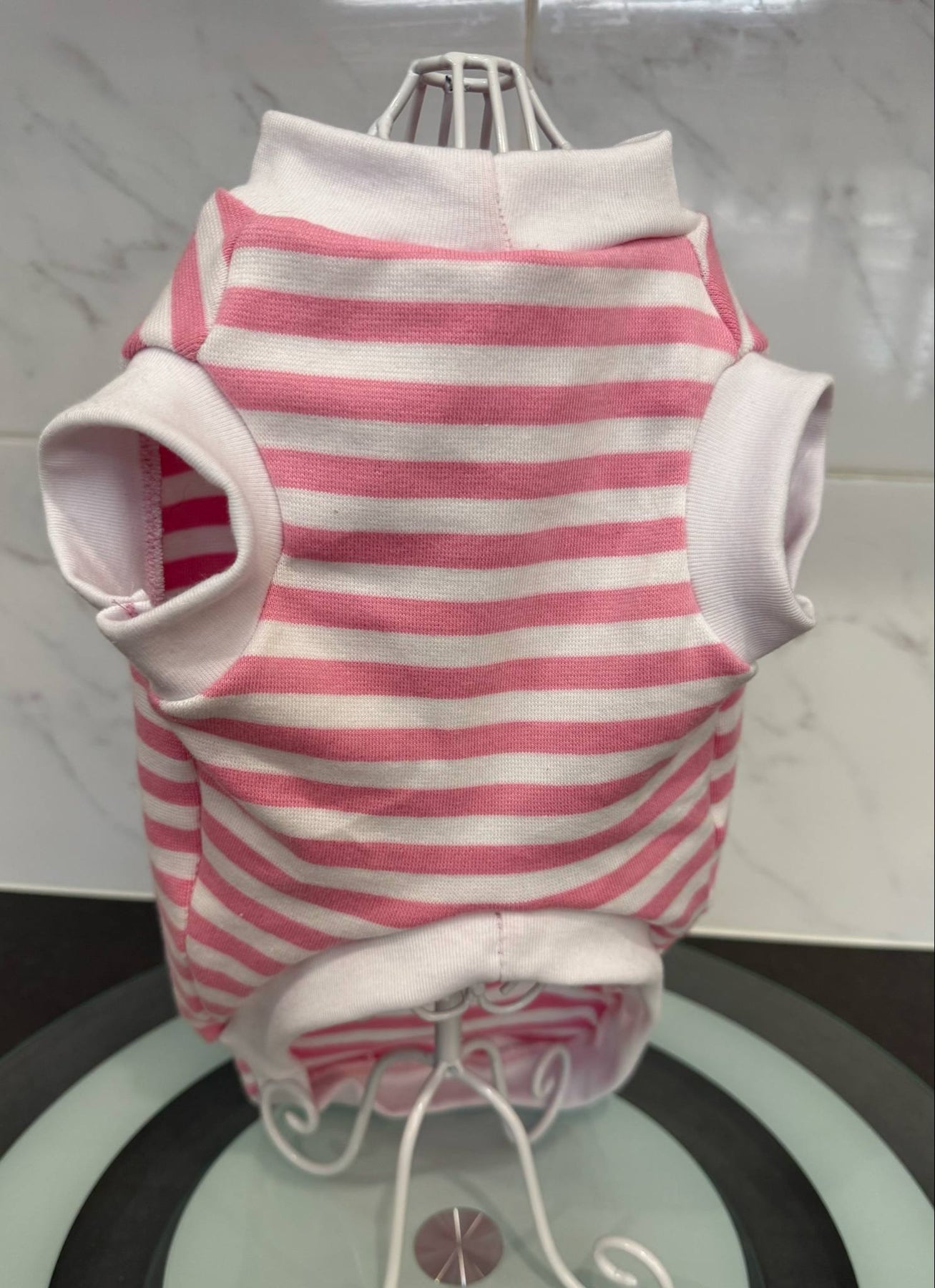 Pet tank top/t-shirt for standard dogs, dachshunds, micro dogs. Pet clothing/costume