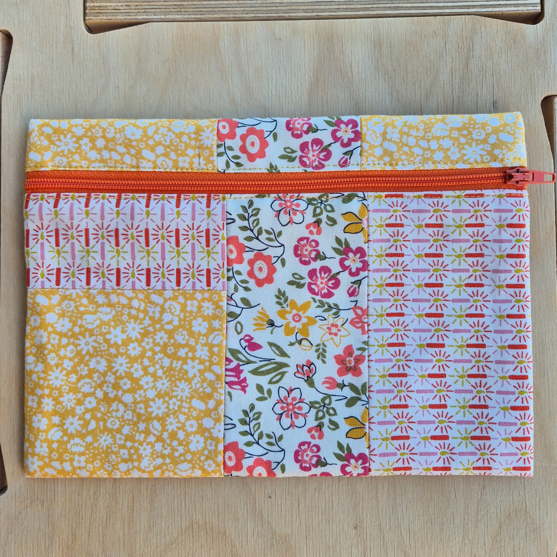 Large Knitting Project Bag – Convertible Tote