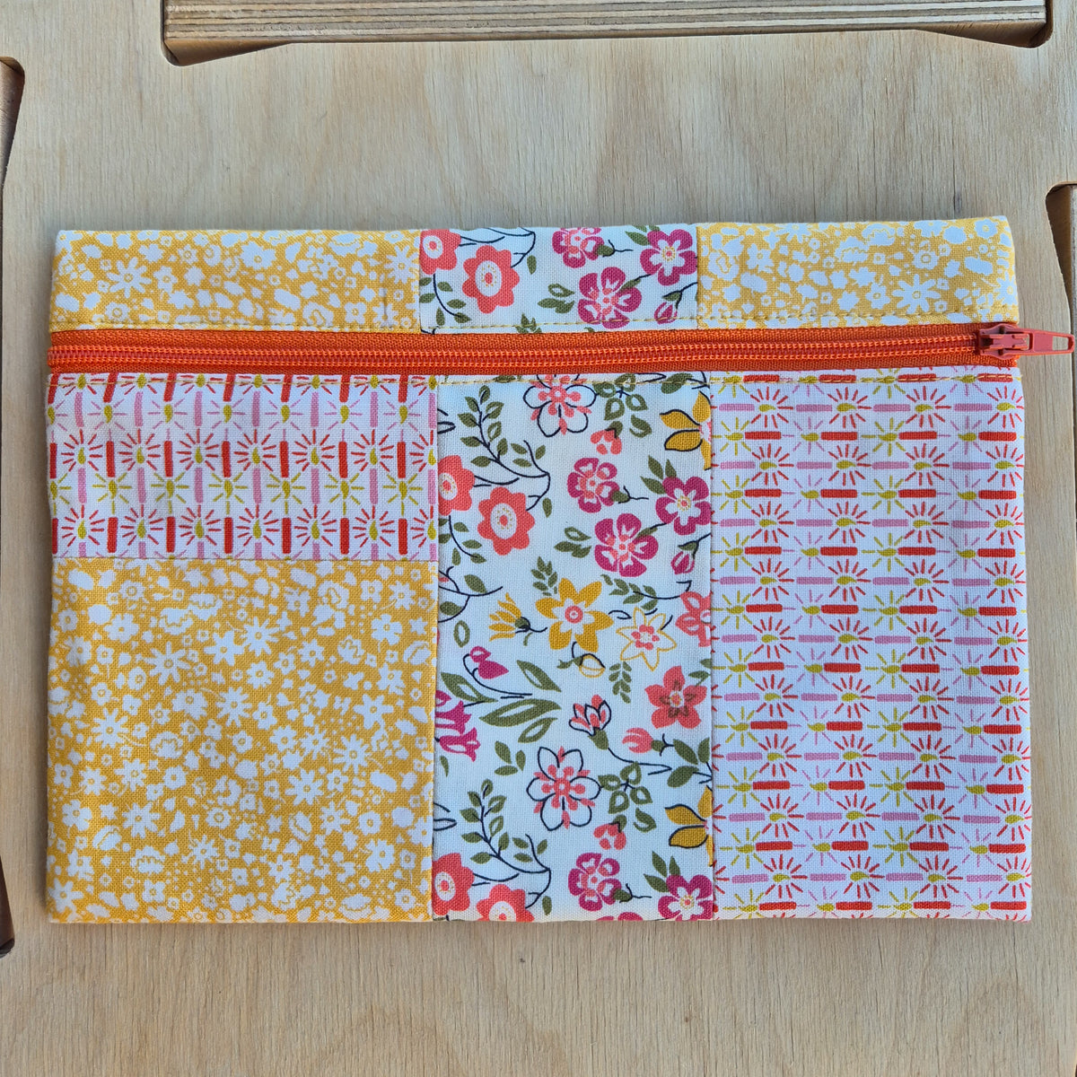 Large Knitting Project Bag – Convertible Tote