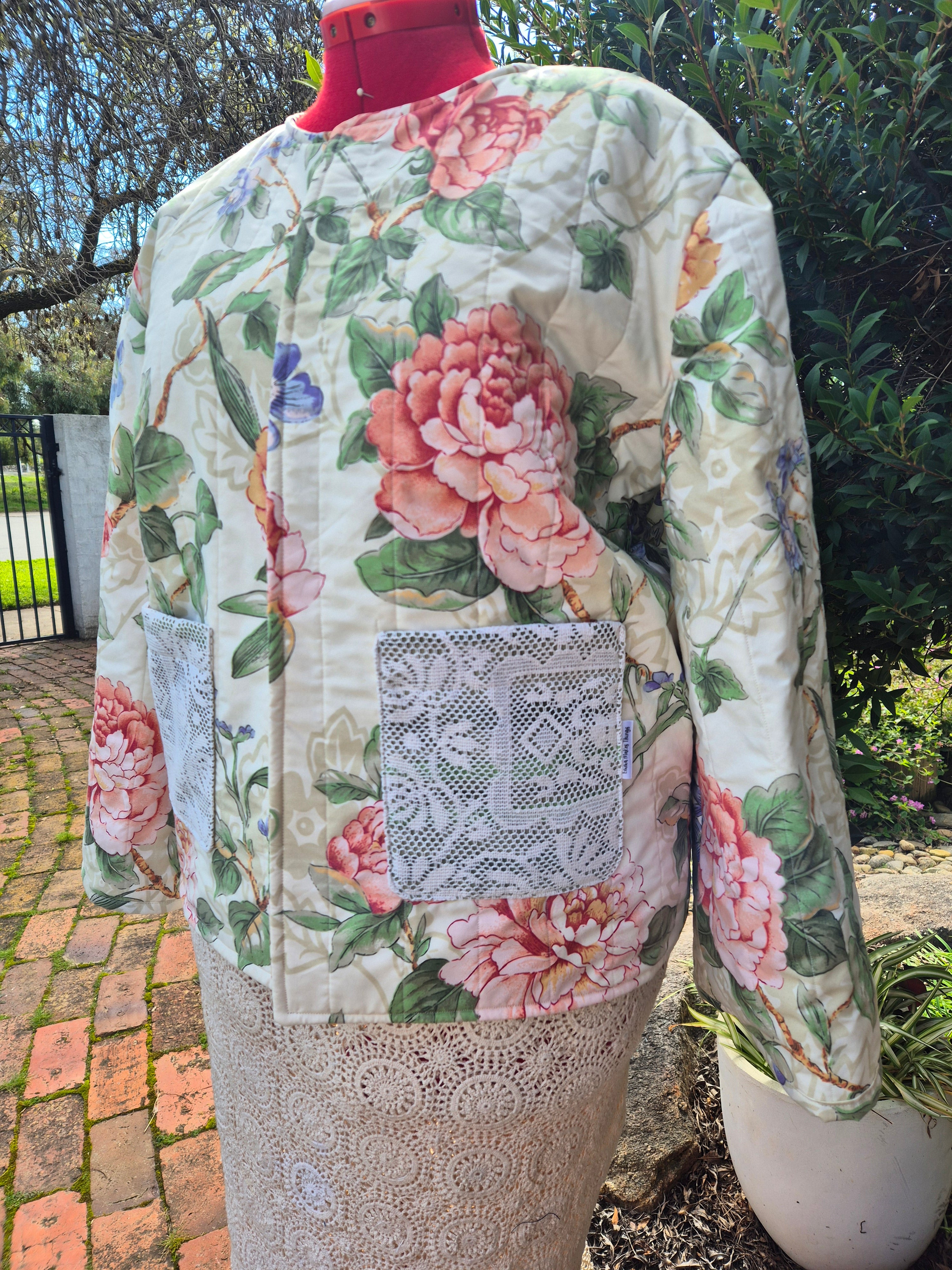 Floral quilted jacket size 10-12