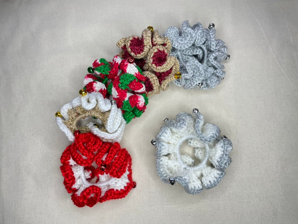 #086 Christmas Hair Scrunchies