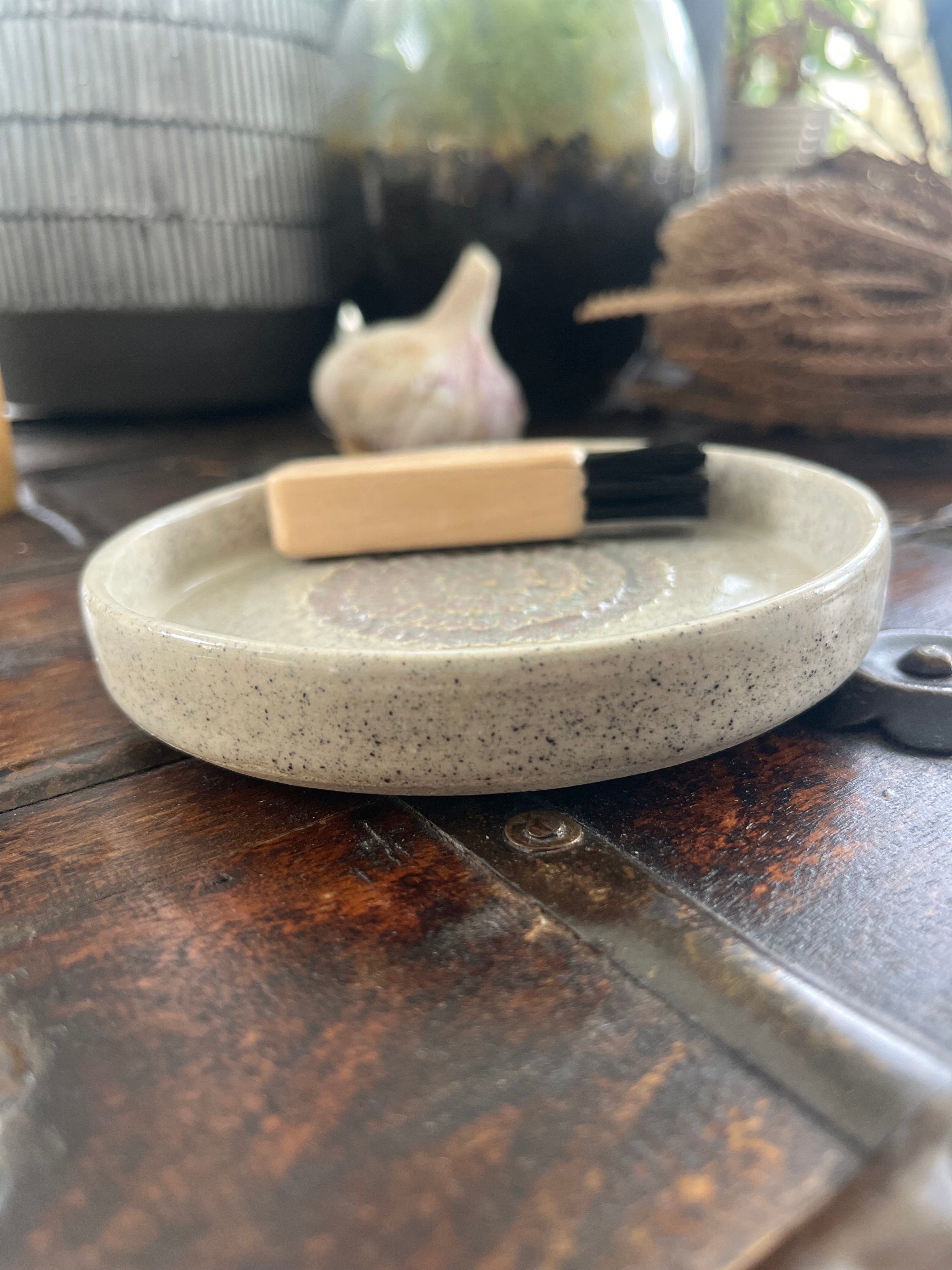 Ceramic Grater with Brush