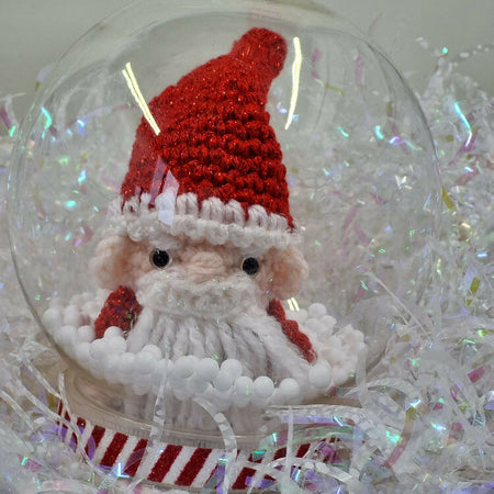 Snow globe Santa decoration