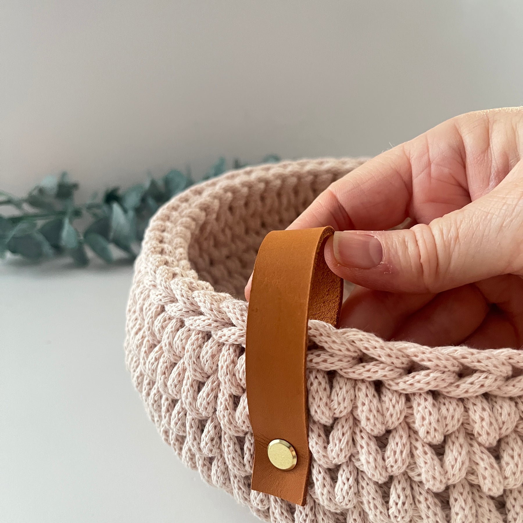 Crochet basket with handles - colour Nude