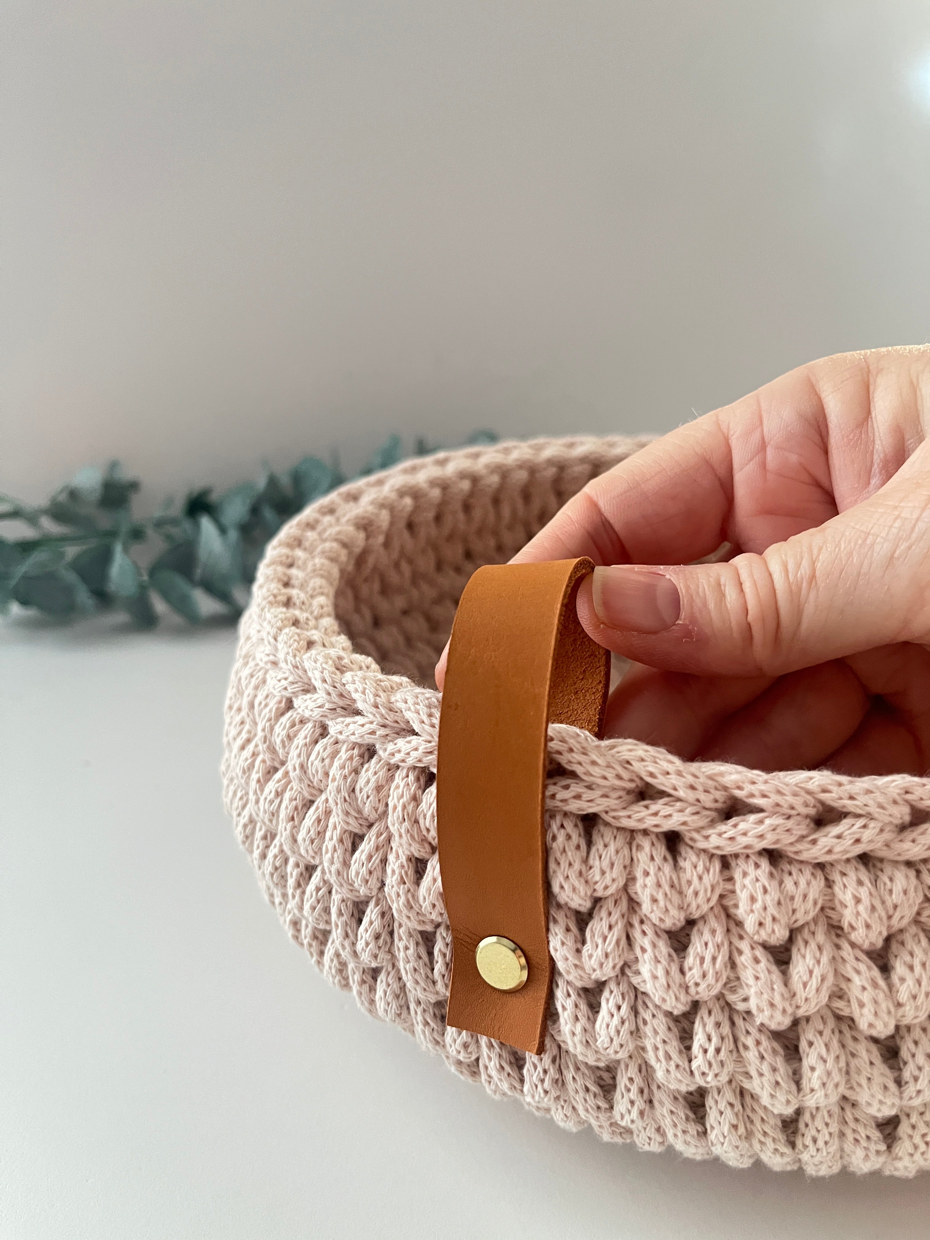Crochet basket with handles - colour Nude