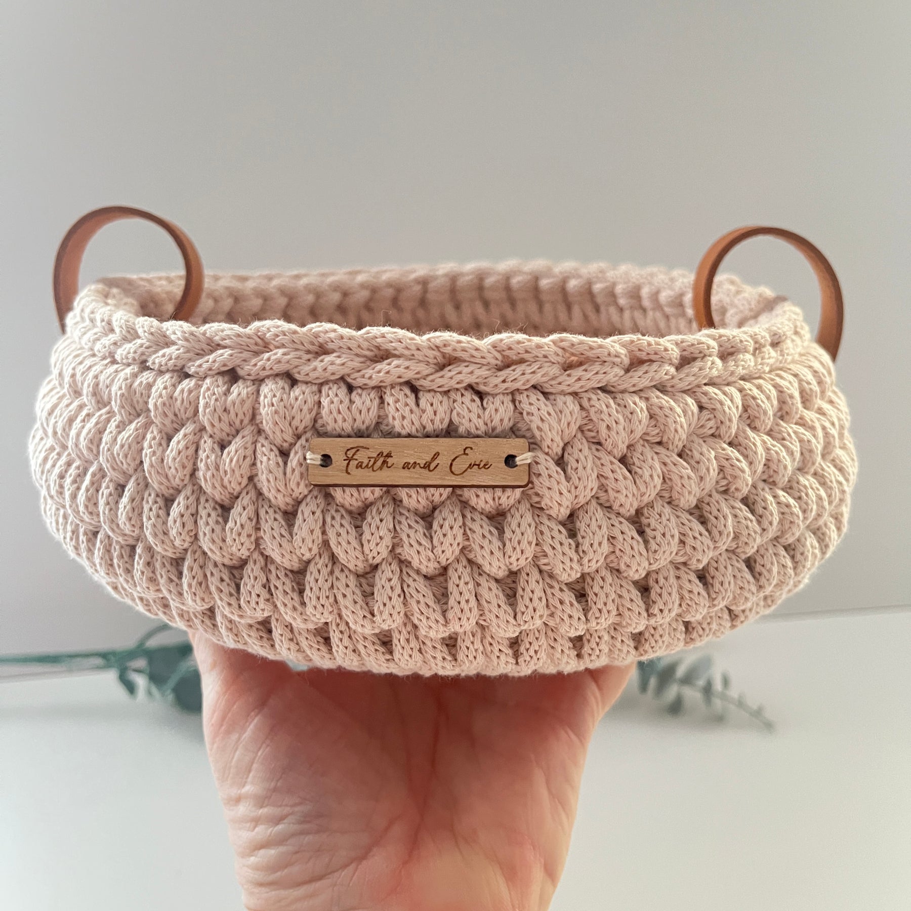 Crochet basket with handles - colour Nude