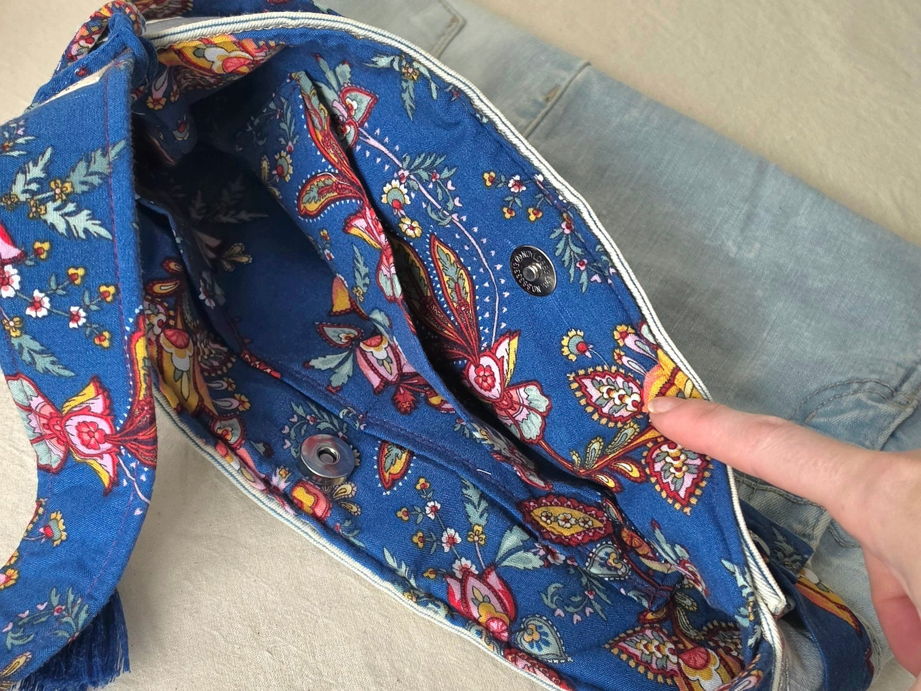 Upcycled Jeans Handbag| Denim & Upcycled Fabrics