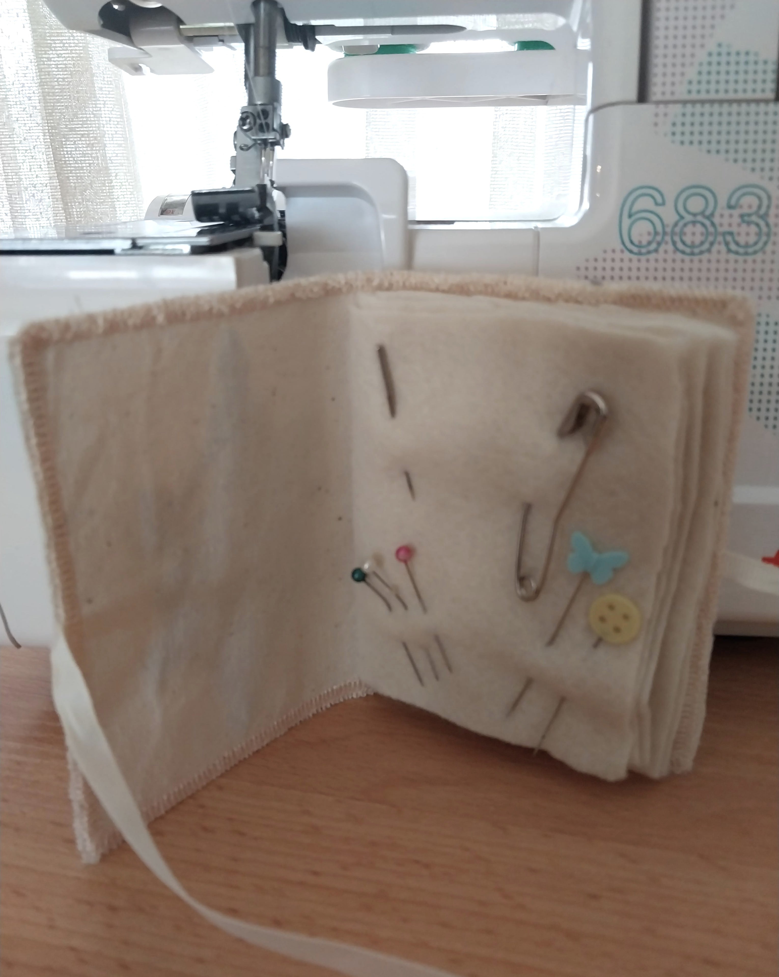 Butterfly Cream Needle/Backpack Pins Book