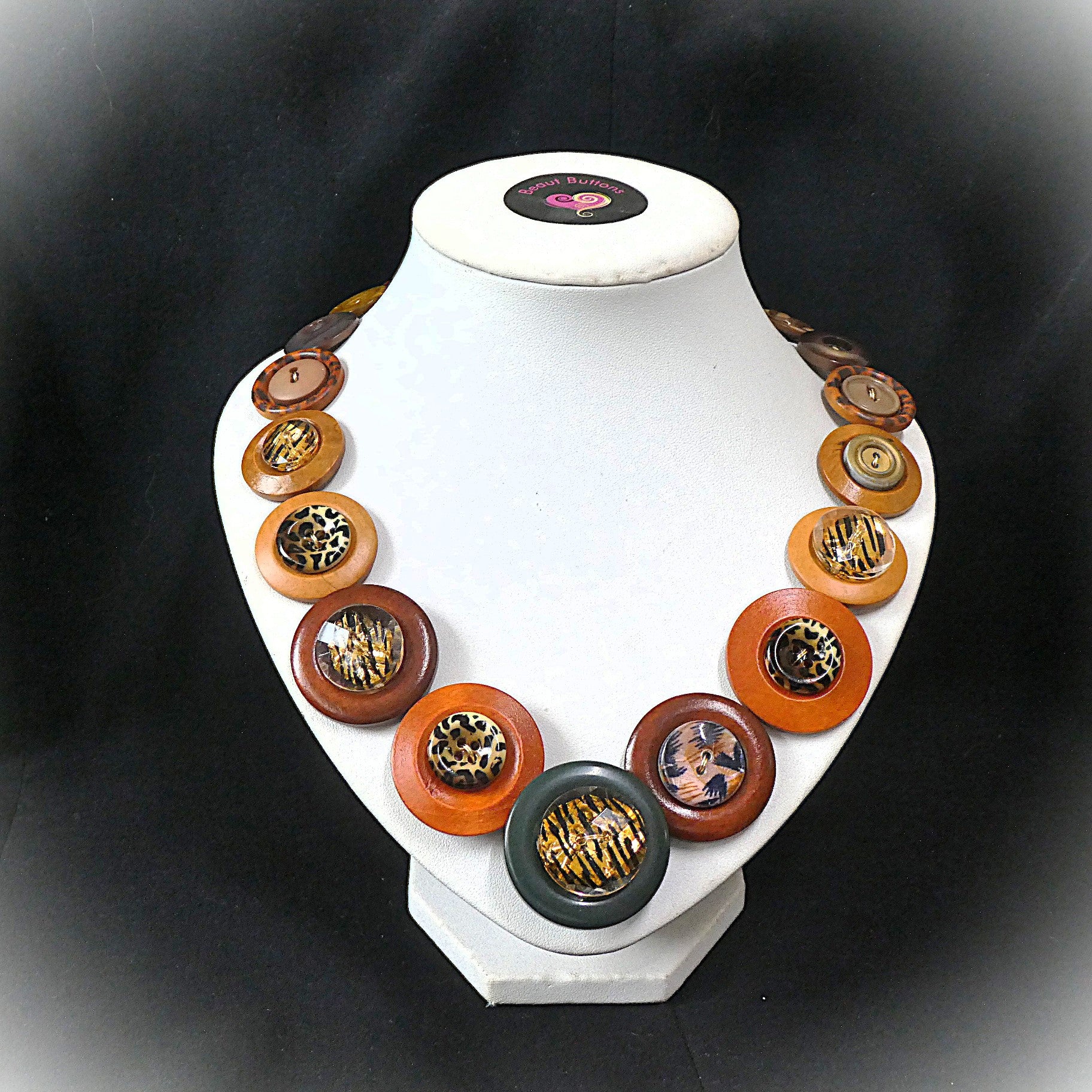 Button necklace and earrings - On Safari