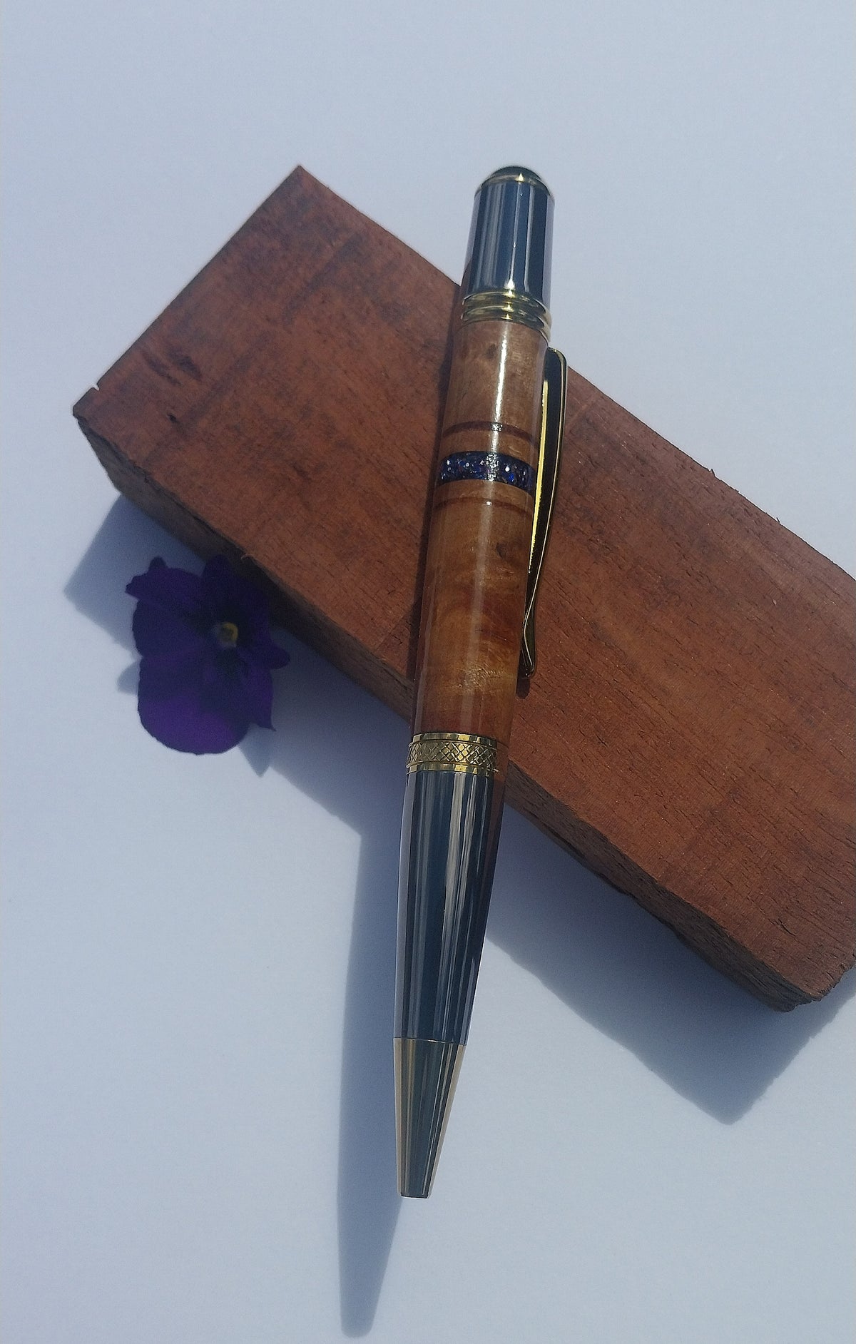 Handturned Sierra Twist Pen - Reclaimed Jarrah Burl