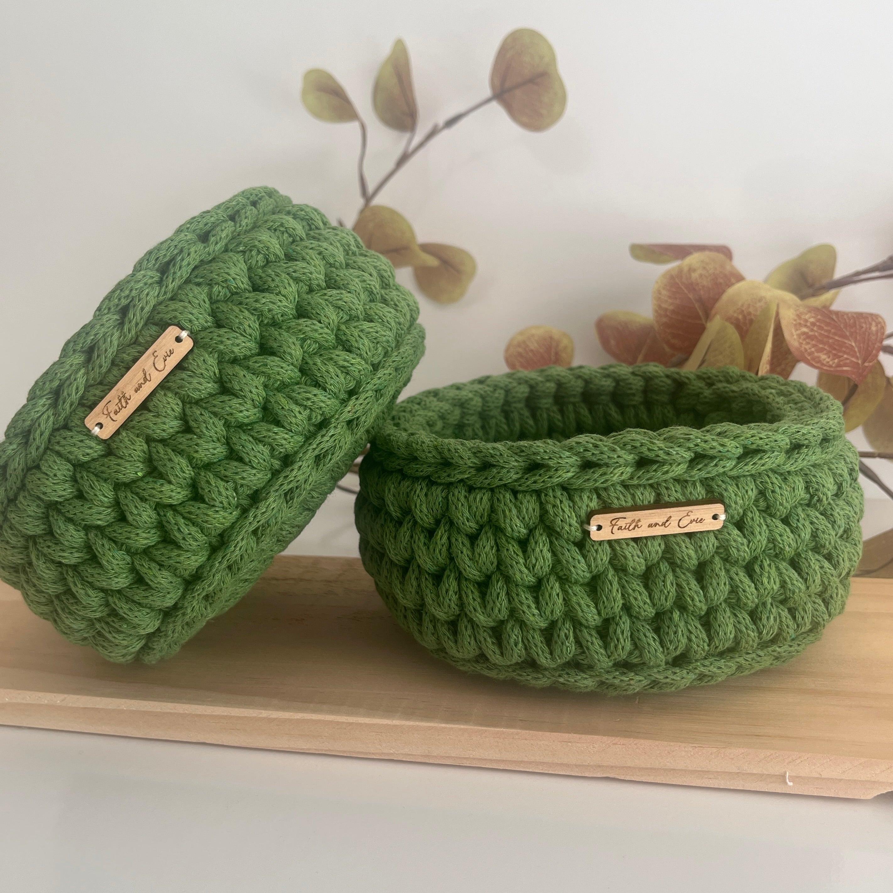 Small crochet basket - colour Fern