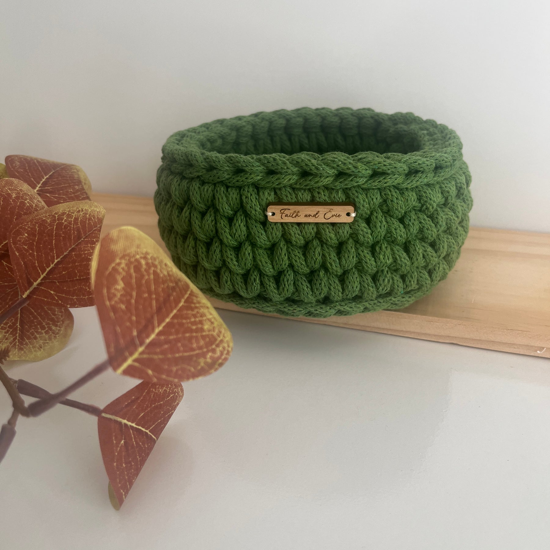 Small crochet basket - colour Fern