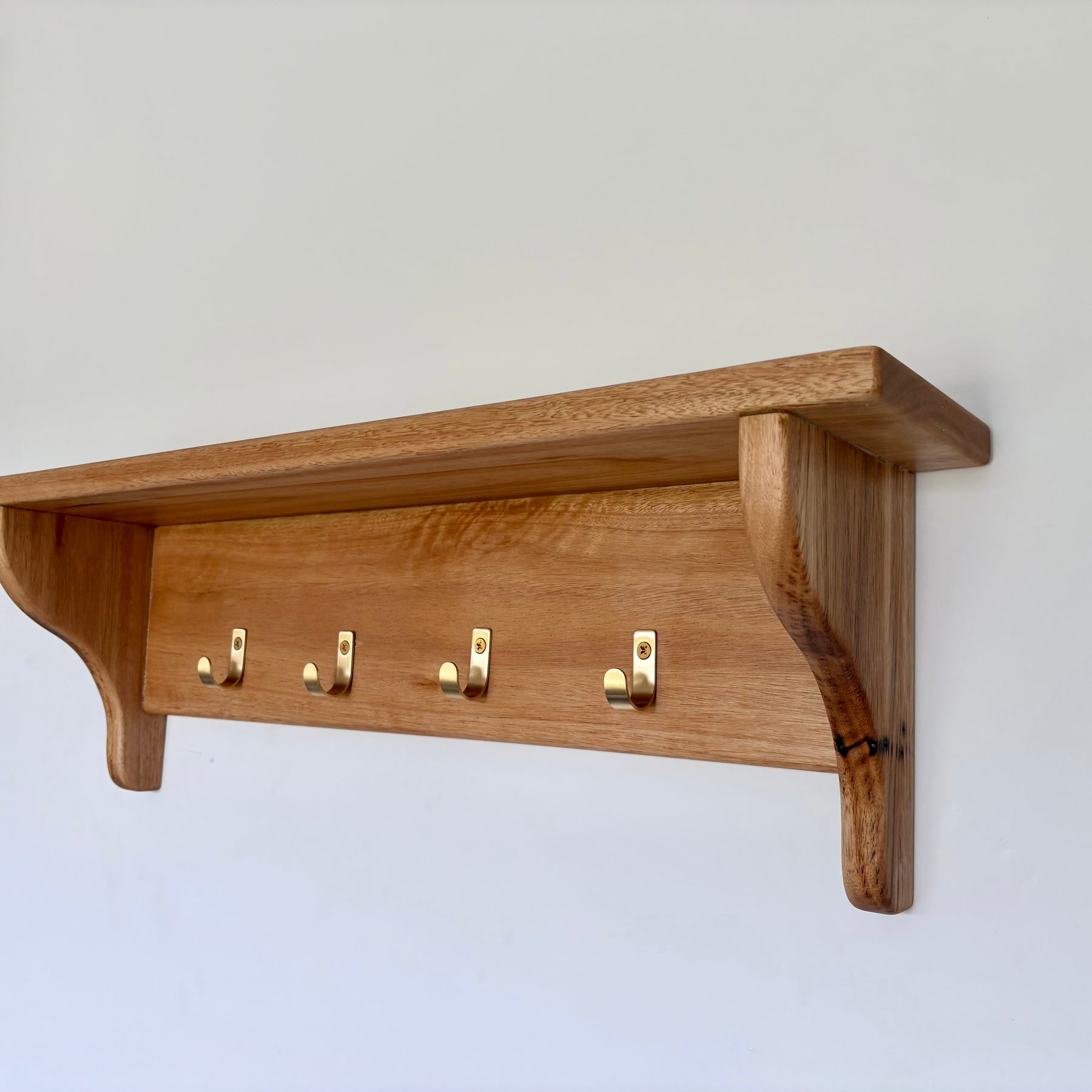 Blackbutt wall shelf with gold hooks