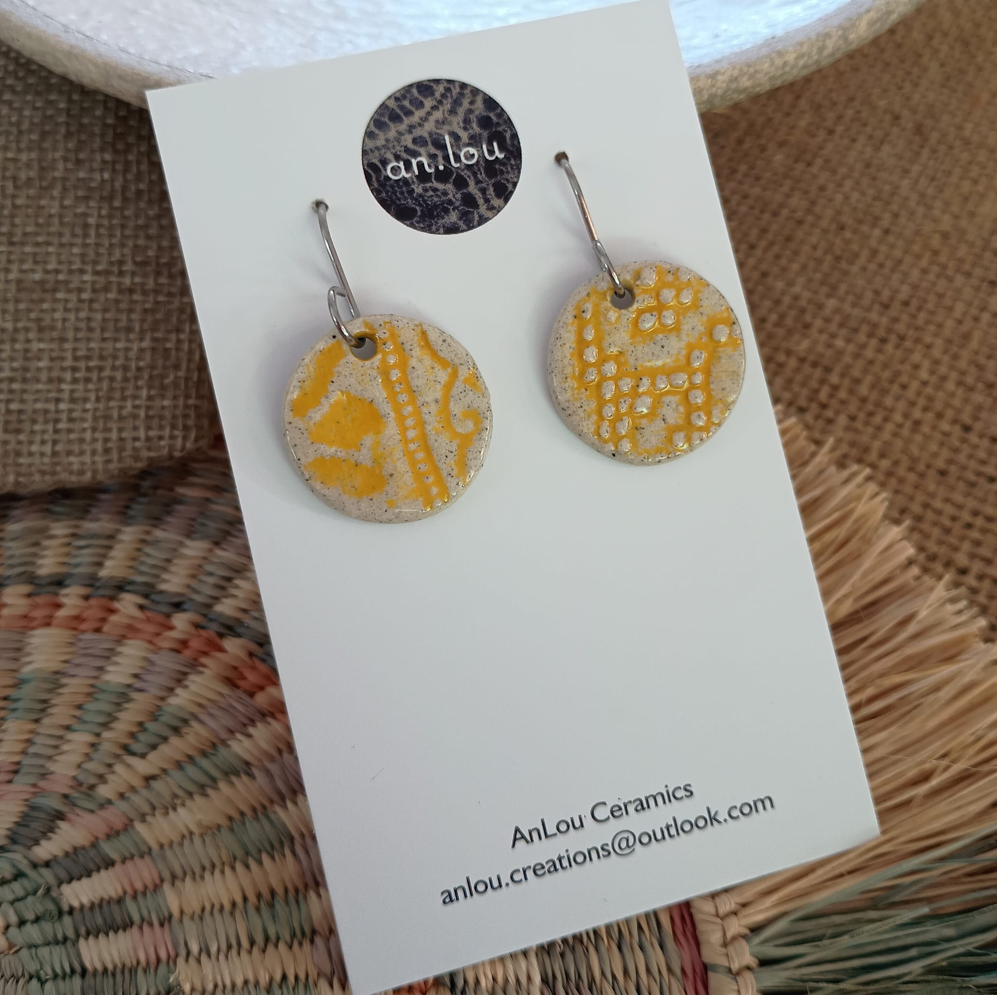 Medium Yellow Lace Drops