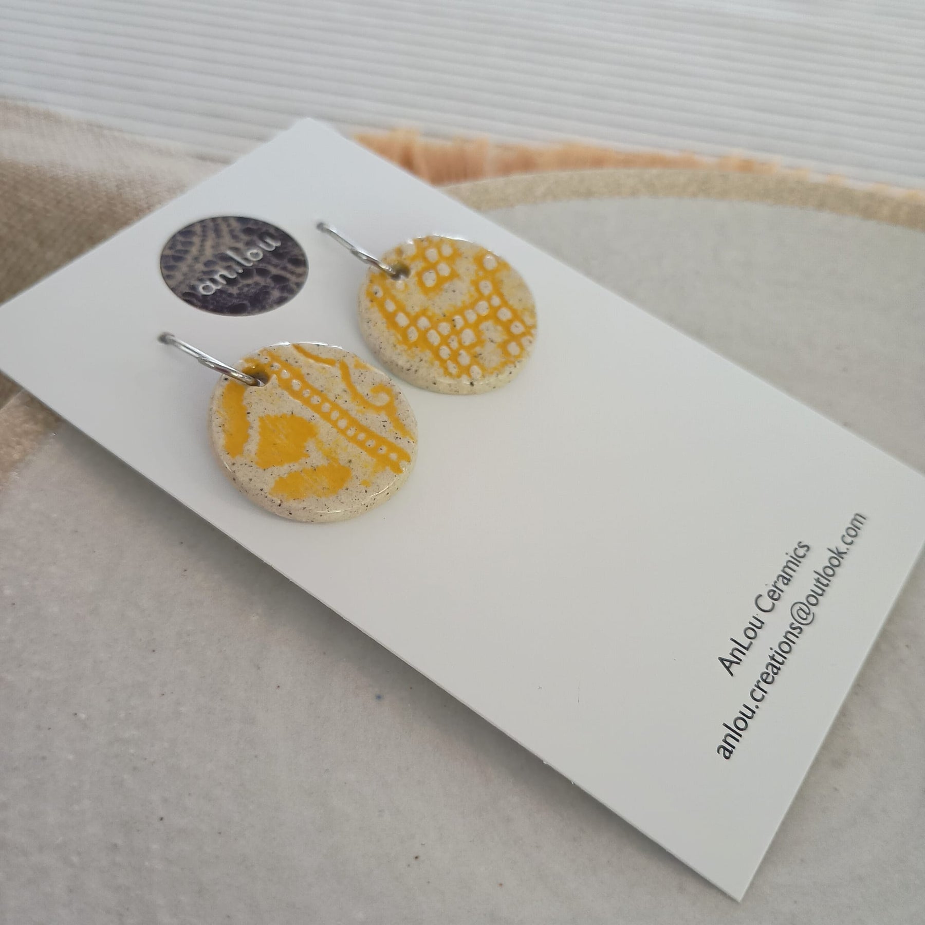 Medium Yellow Lace Drops