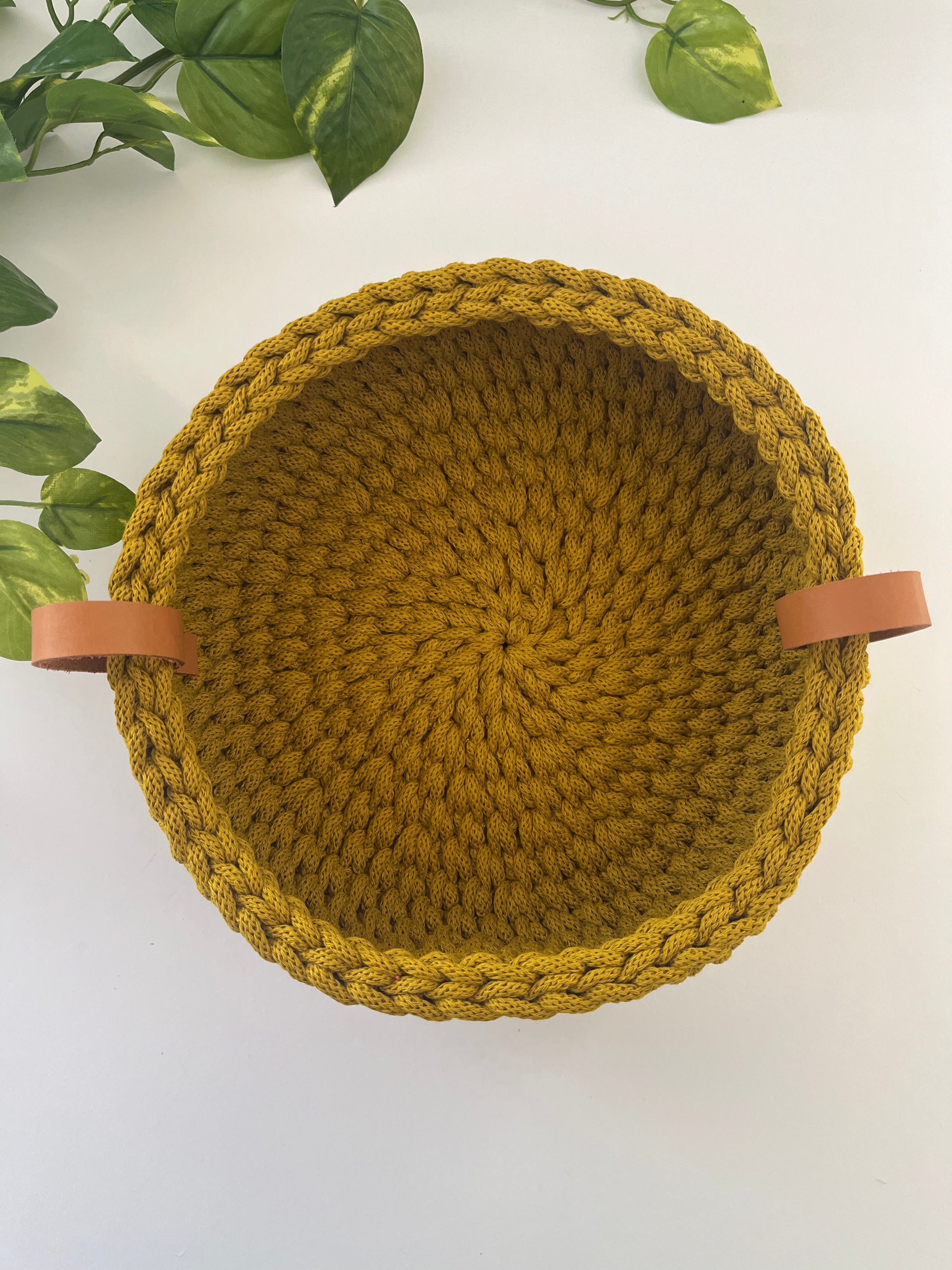 Crochet basket with handles - colour Spicy Yellow
