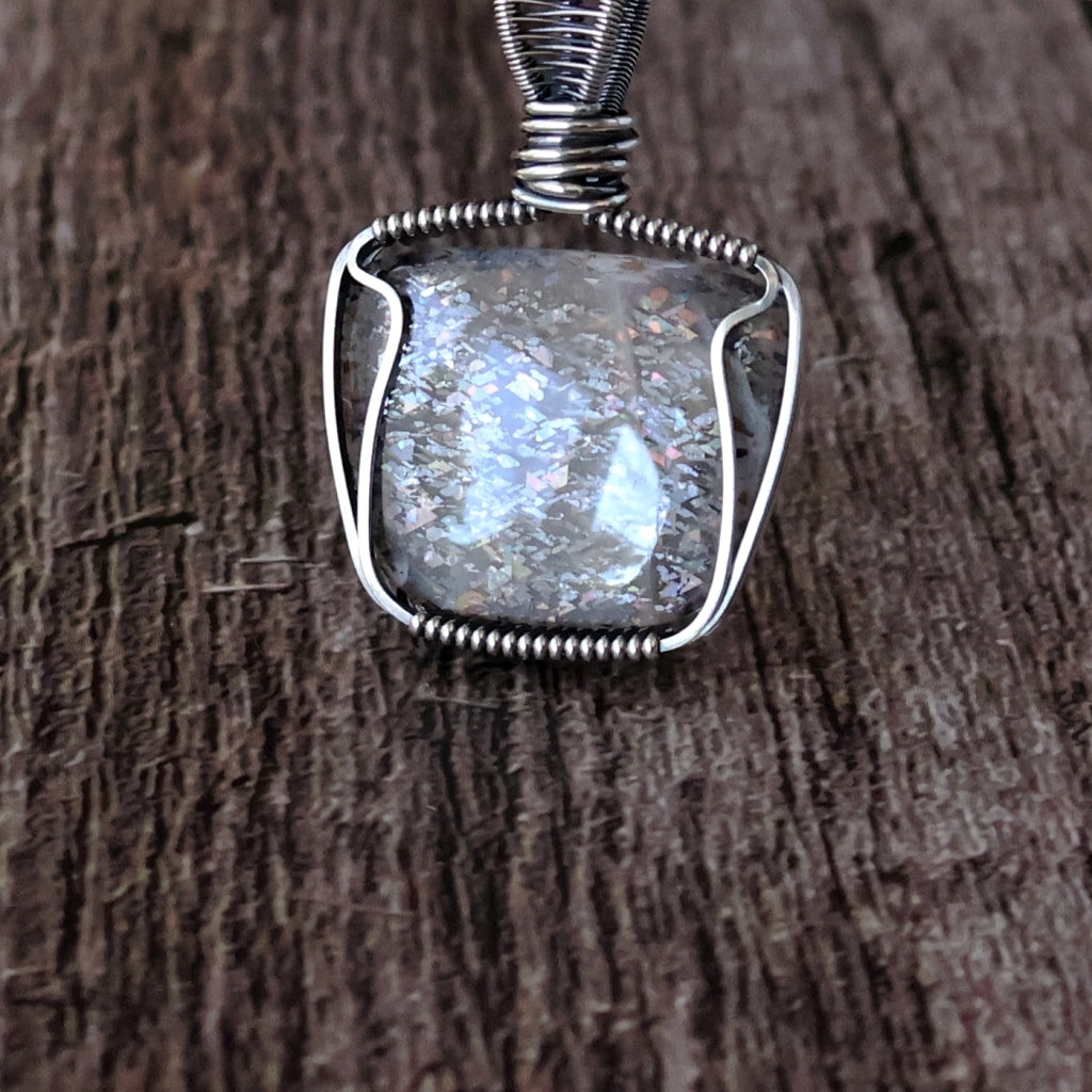 Sterling Silver Rainbow Lattice Sunstone Pendant ~ Talisman of Abundant Blessings