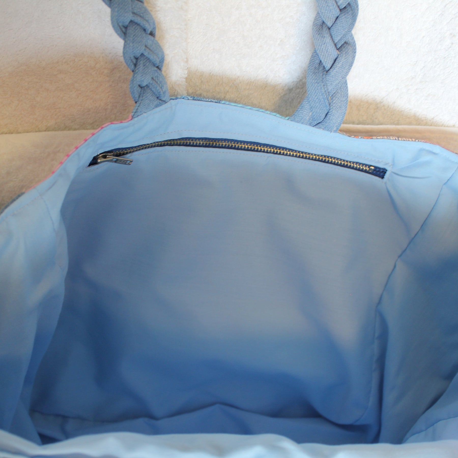´UNDER THE SEA´ TOTE BAG - LIGHT BLUE PLAITED HANDLES