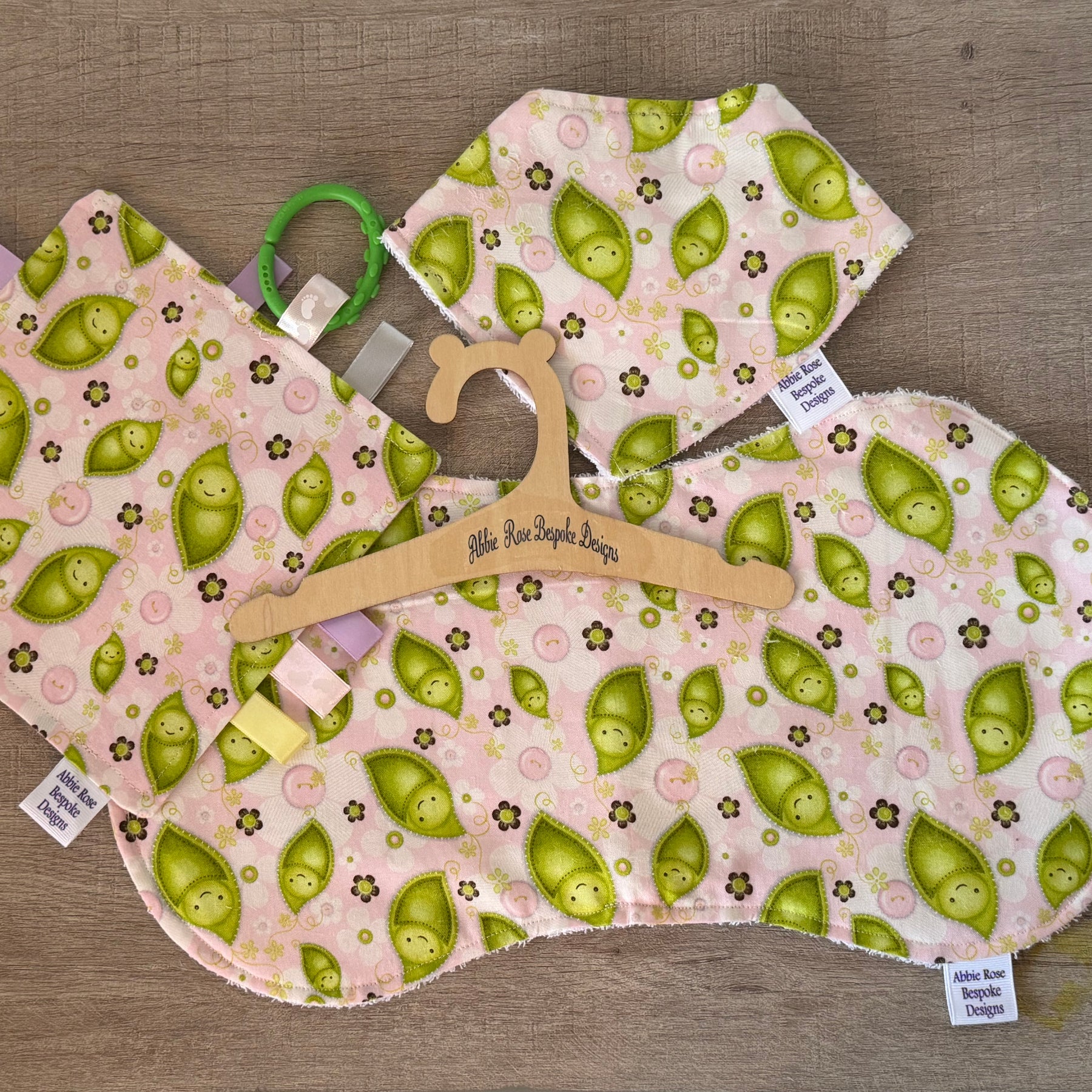 Newborn baby gift set, Baby shower gift.