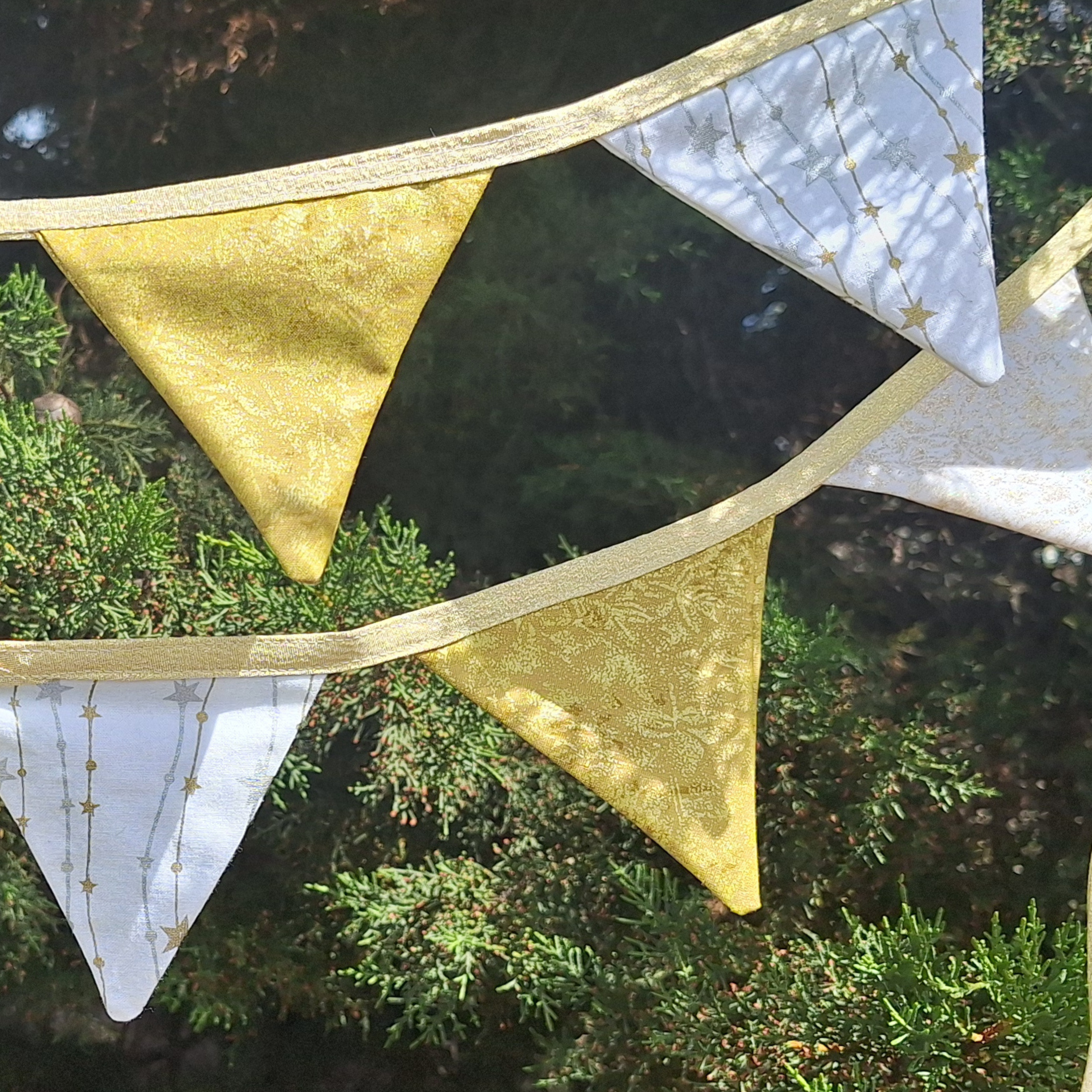 Handmade Christmas Bunting: White and Gold