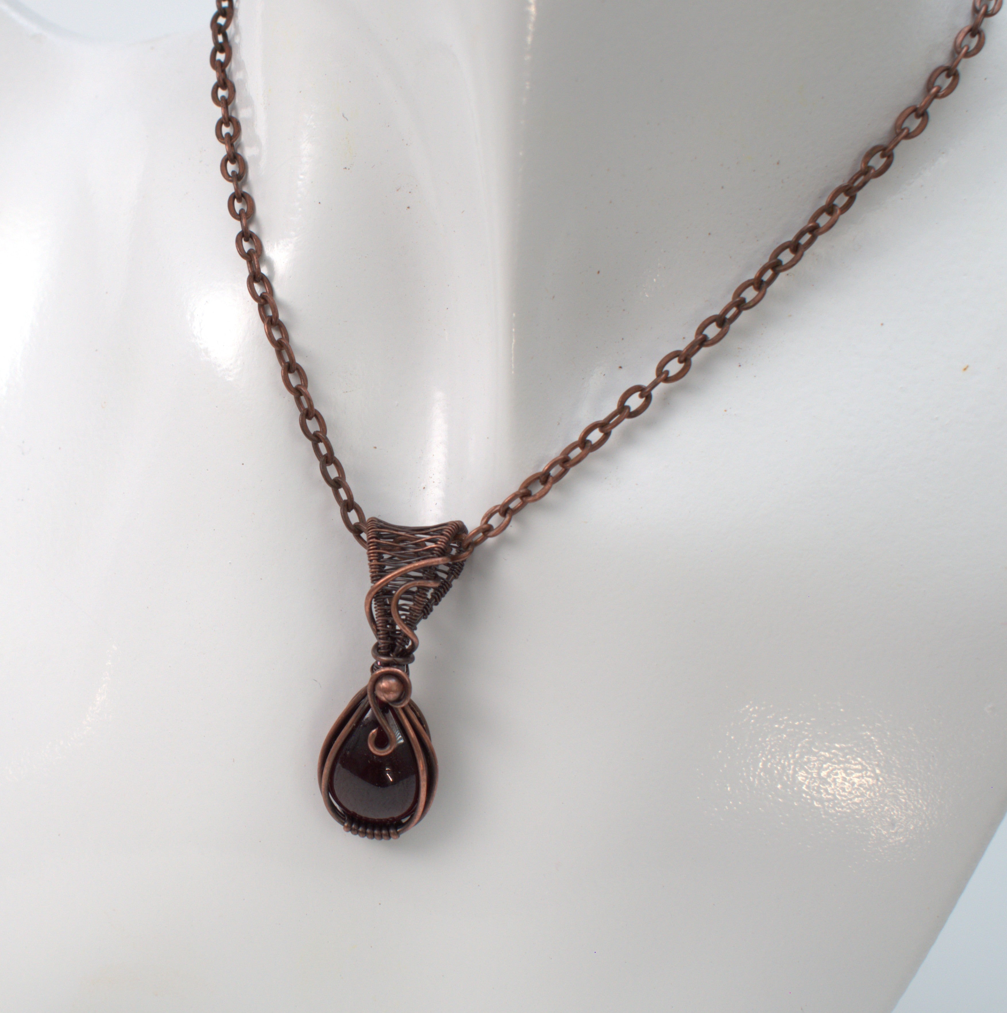 Velvet Ember – Garnet & Copper Pendant.