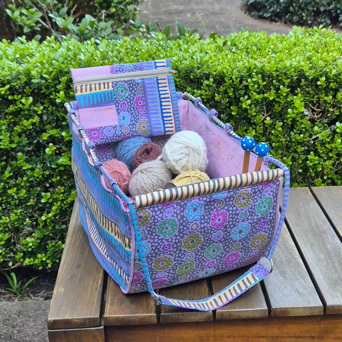 Large Knitting Project Bag – Convertible Shoulder Bag