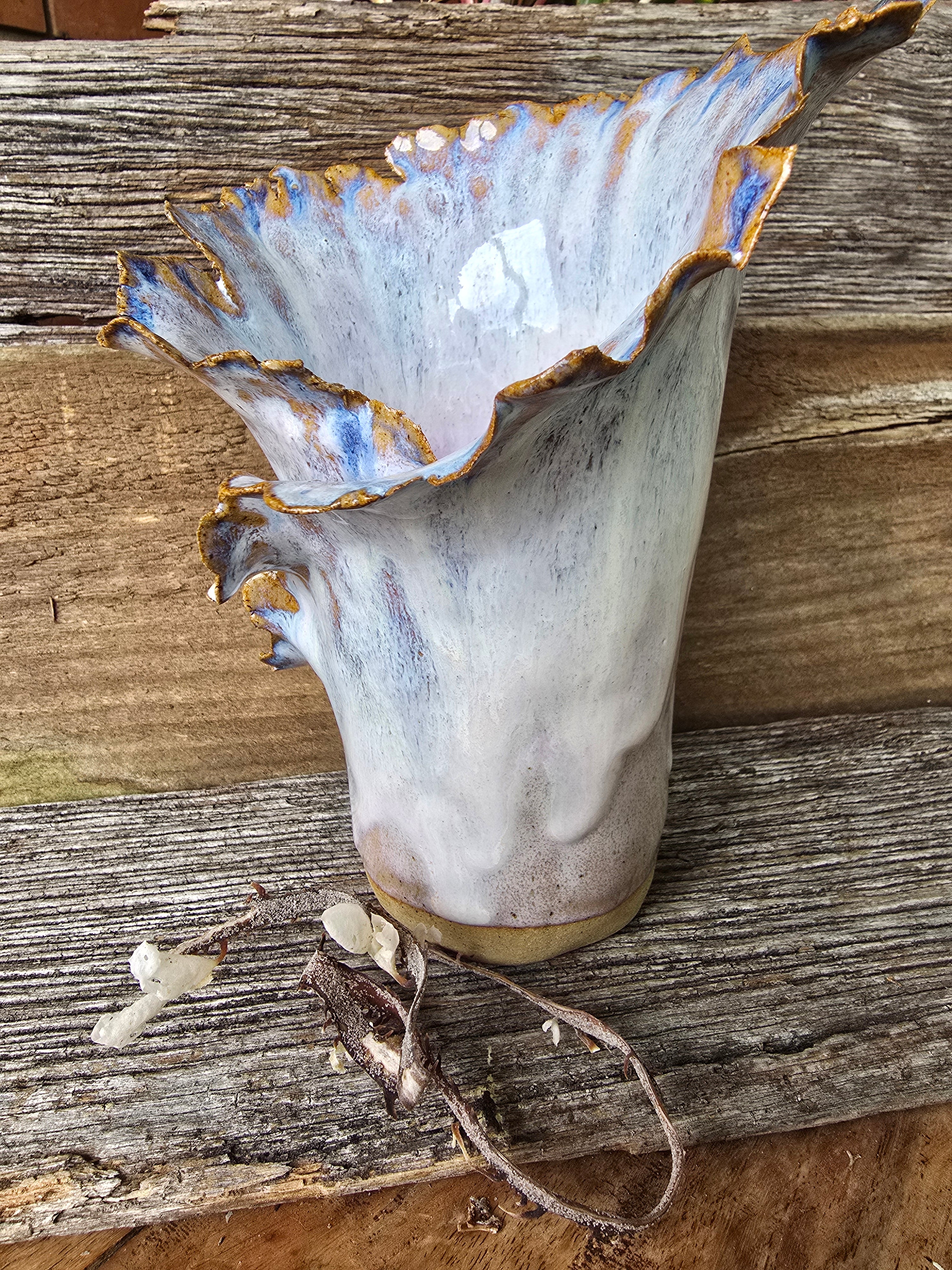 Stunning large petal vase