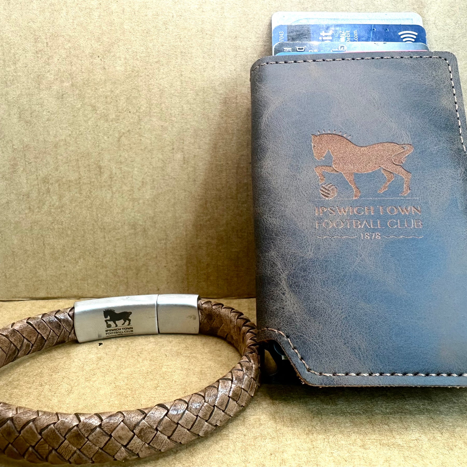 Personalized Leather Wallet & Bracelet Set with Engraving - Unique Gift for Men, Xmas Gift set