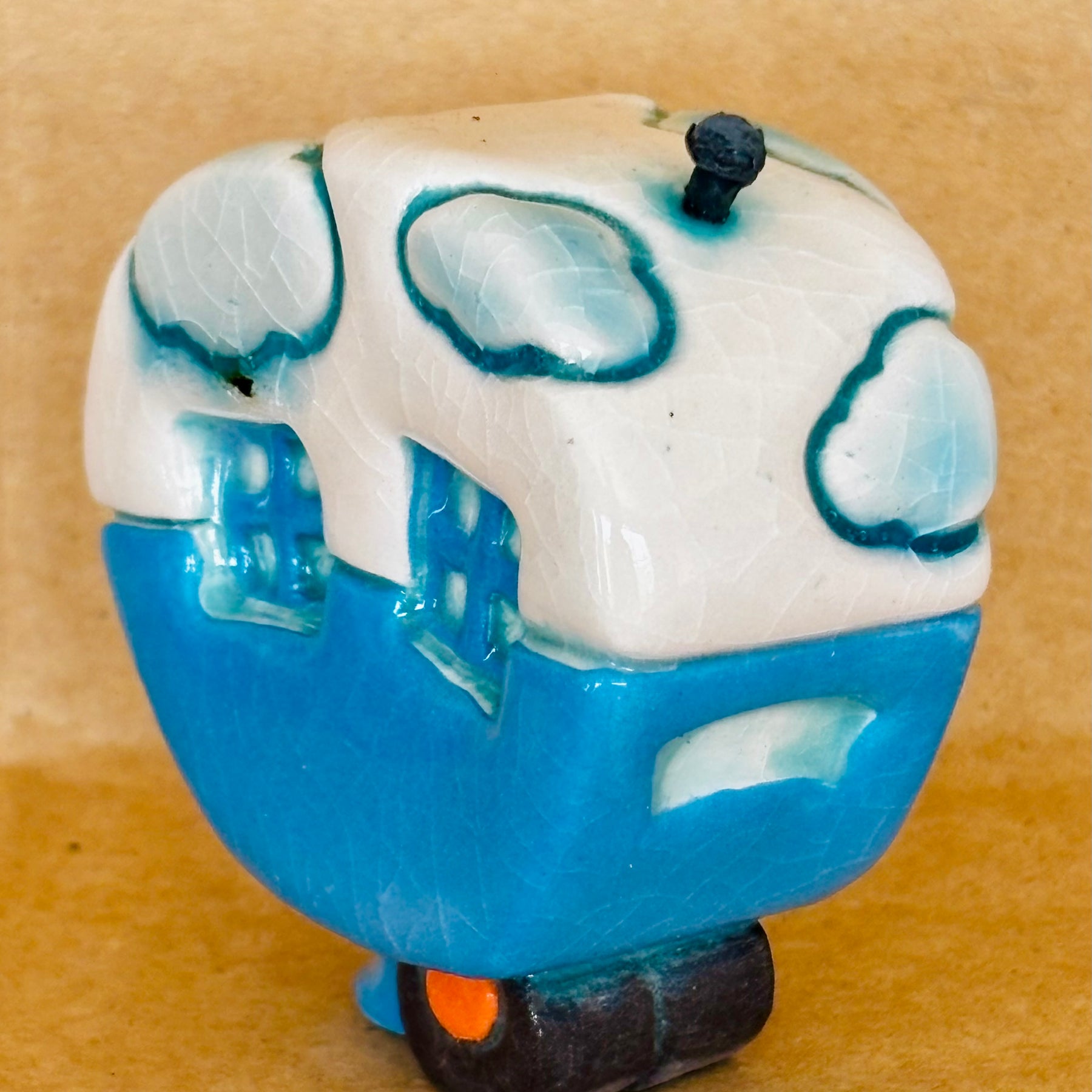 Small Retro Collectable Ceramic Caravan 9
