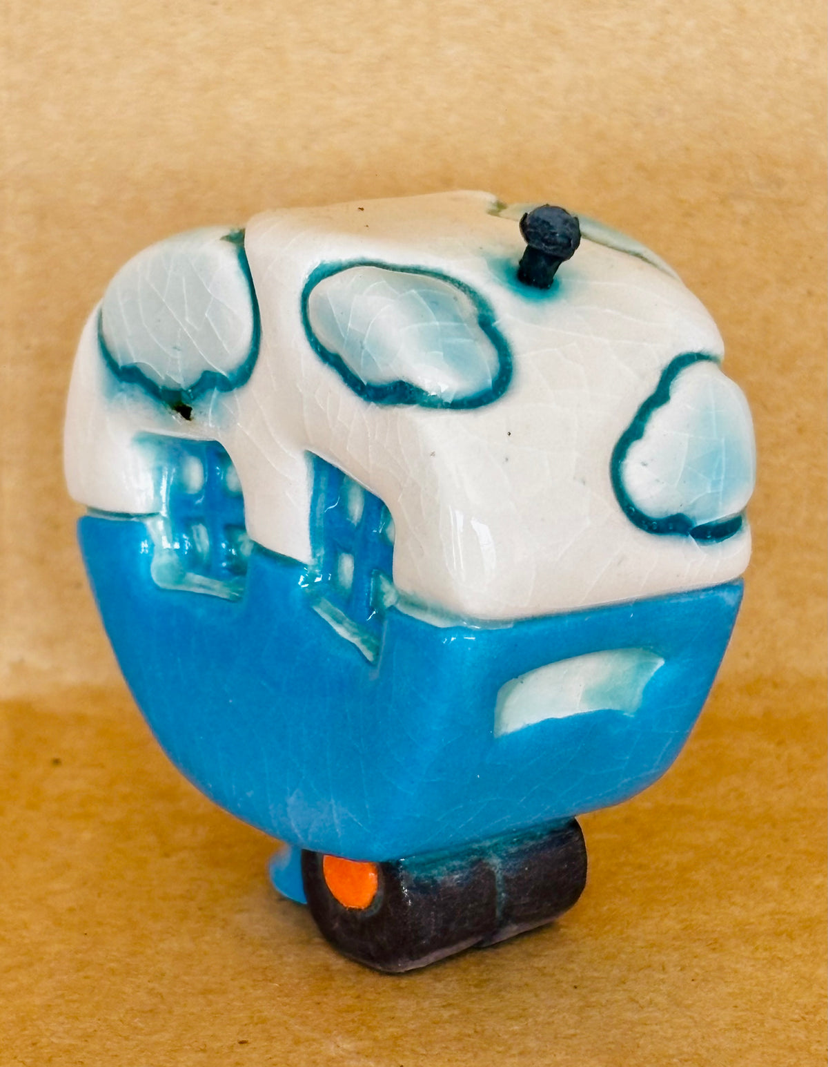 Small Retro Collectable Ceramic Caravan 9