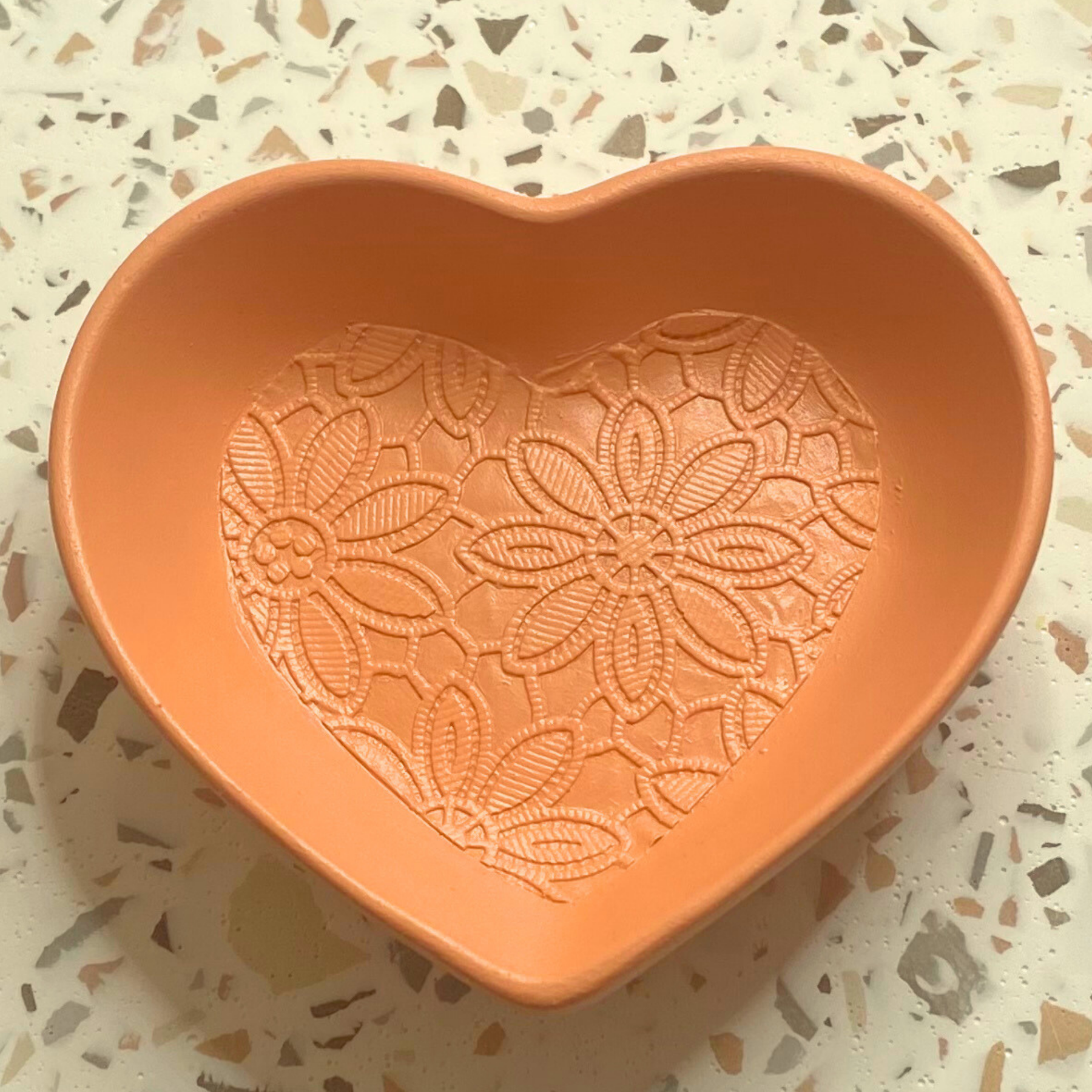 Love heart dish | Colour decor collection