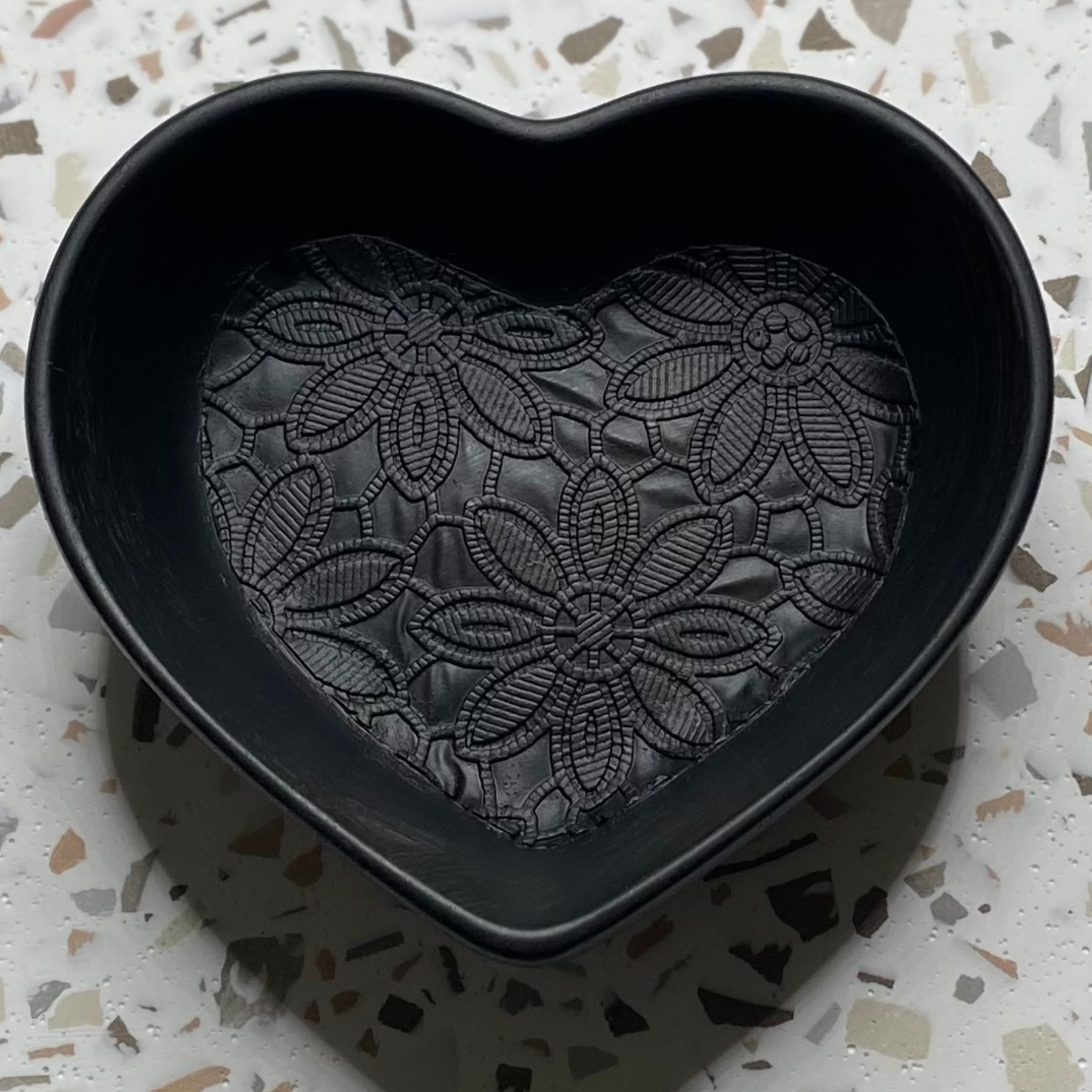 Love heart dish | Colour decor collection