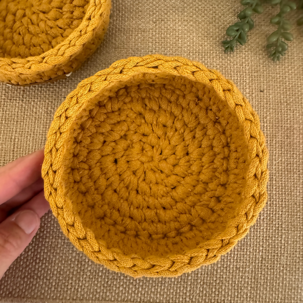 Handmade-basket-set-of-2-curry-handmade (8)