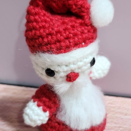 Crochet amigurumi (Santa Claus - 10cm(H) )