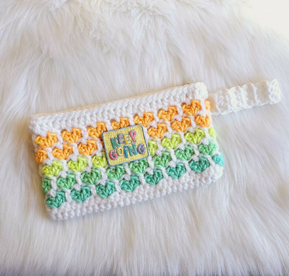 Oh My Heart Crochet Zip Pouch