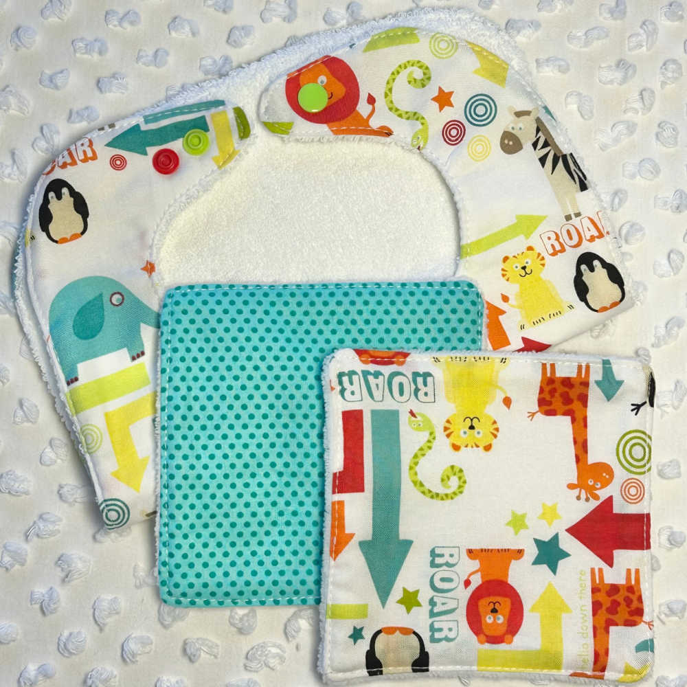 Large Size Animal Print Bib & Wash Cloth Set