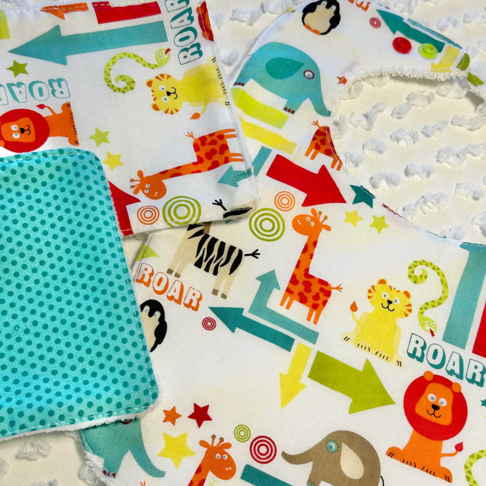 Large Size Animal Print Bib & Wash Cloth Set