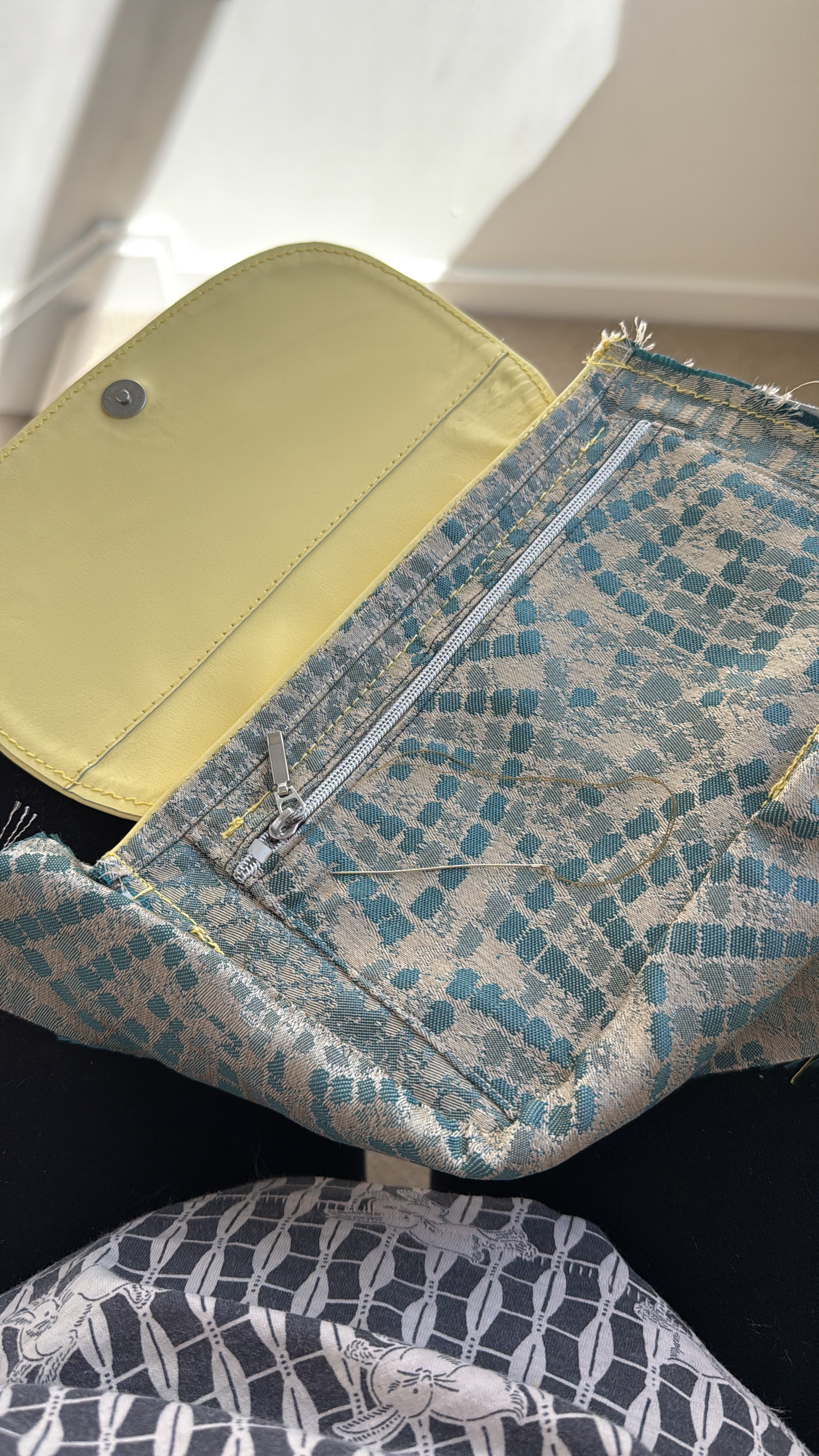 Lemon Meringue Cross Body Bag